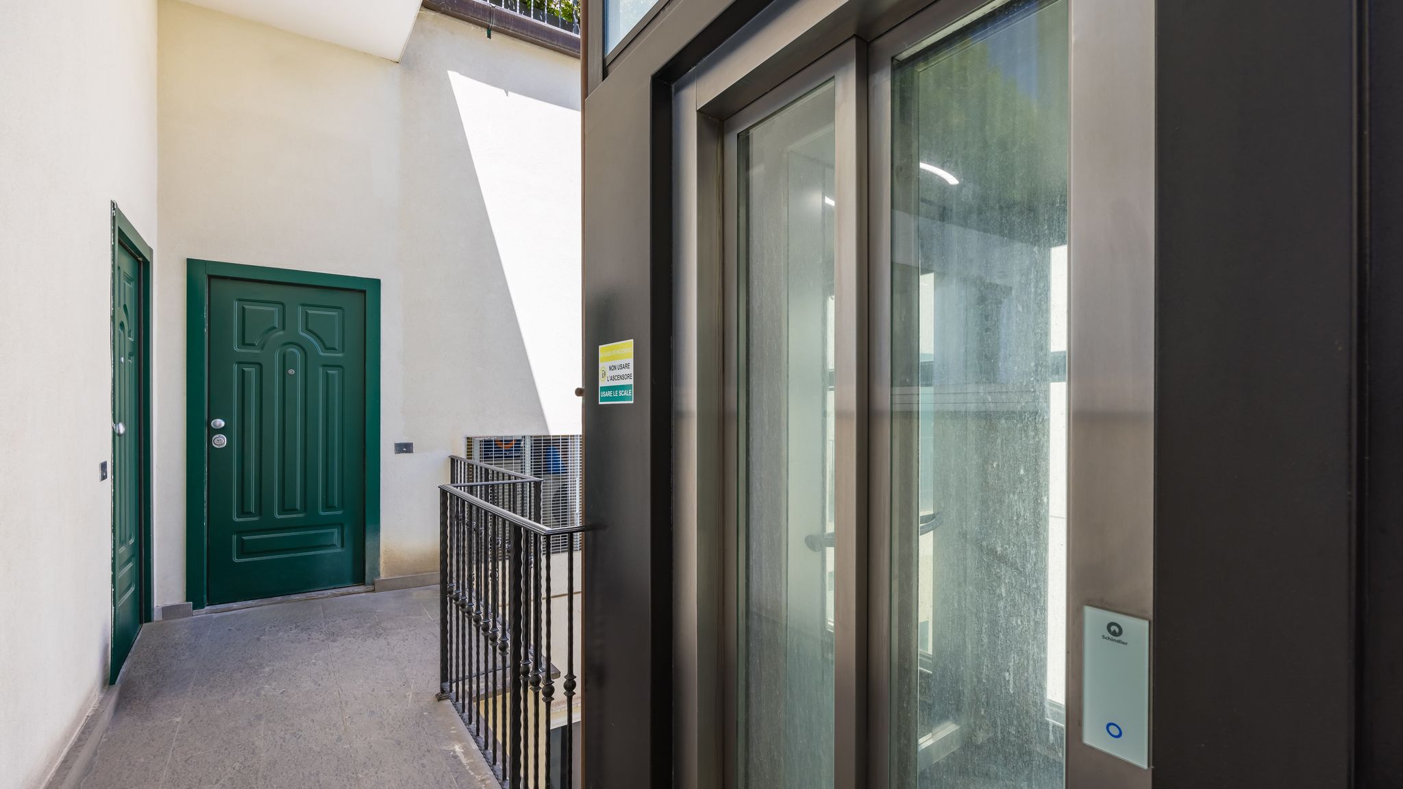 Italianway Napoli Bisicool boutique apartment by NapoliApartments