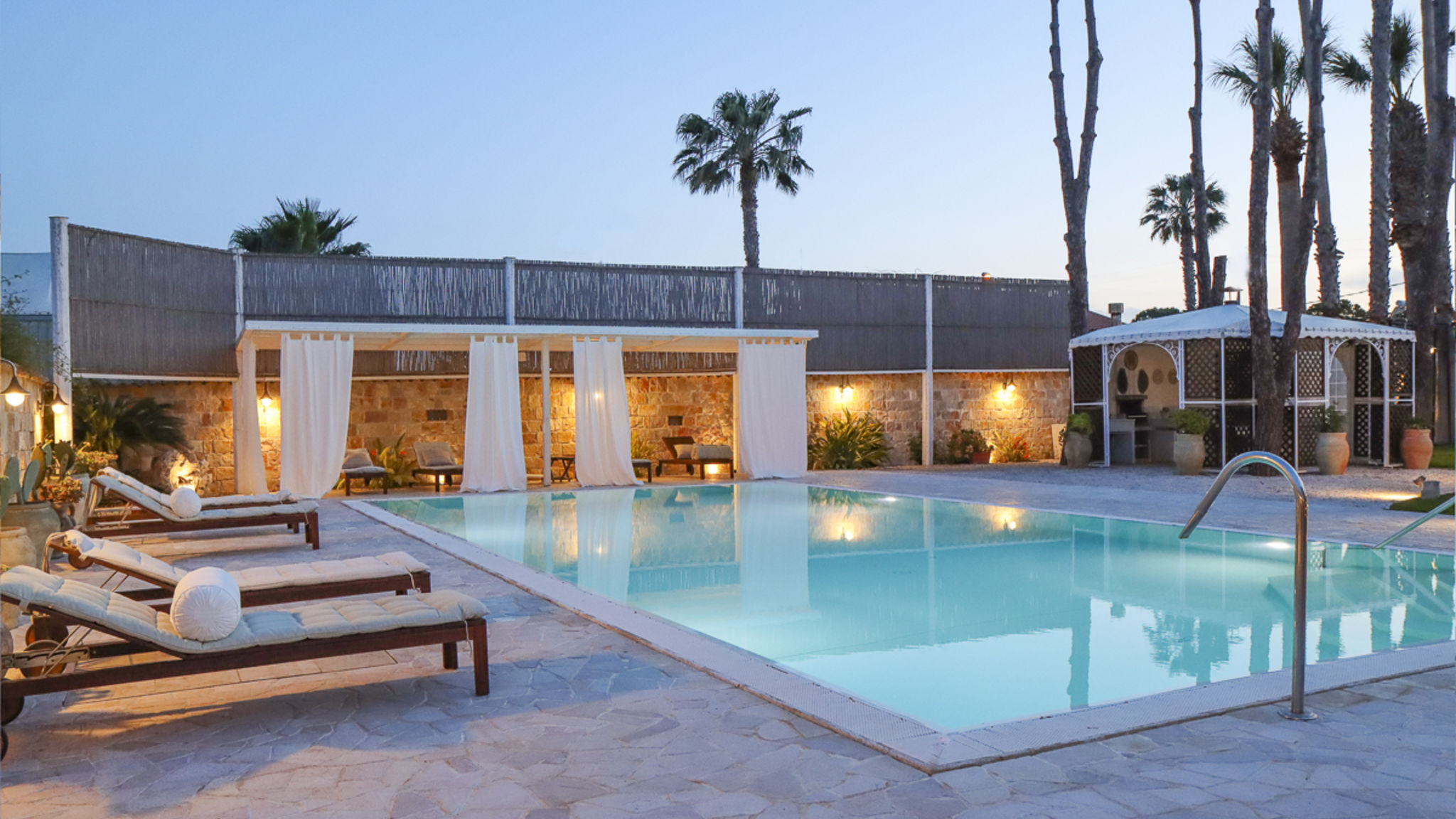 SicilyMyHome Ispica Villa Erika piscina privata 
