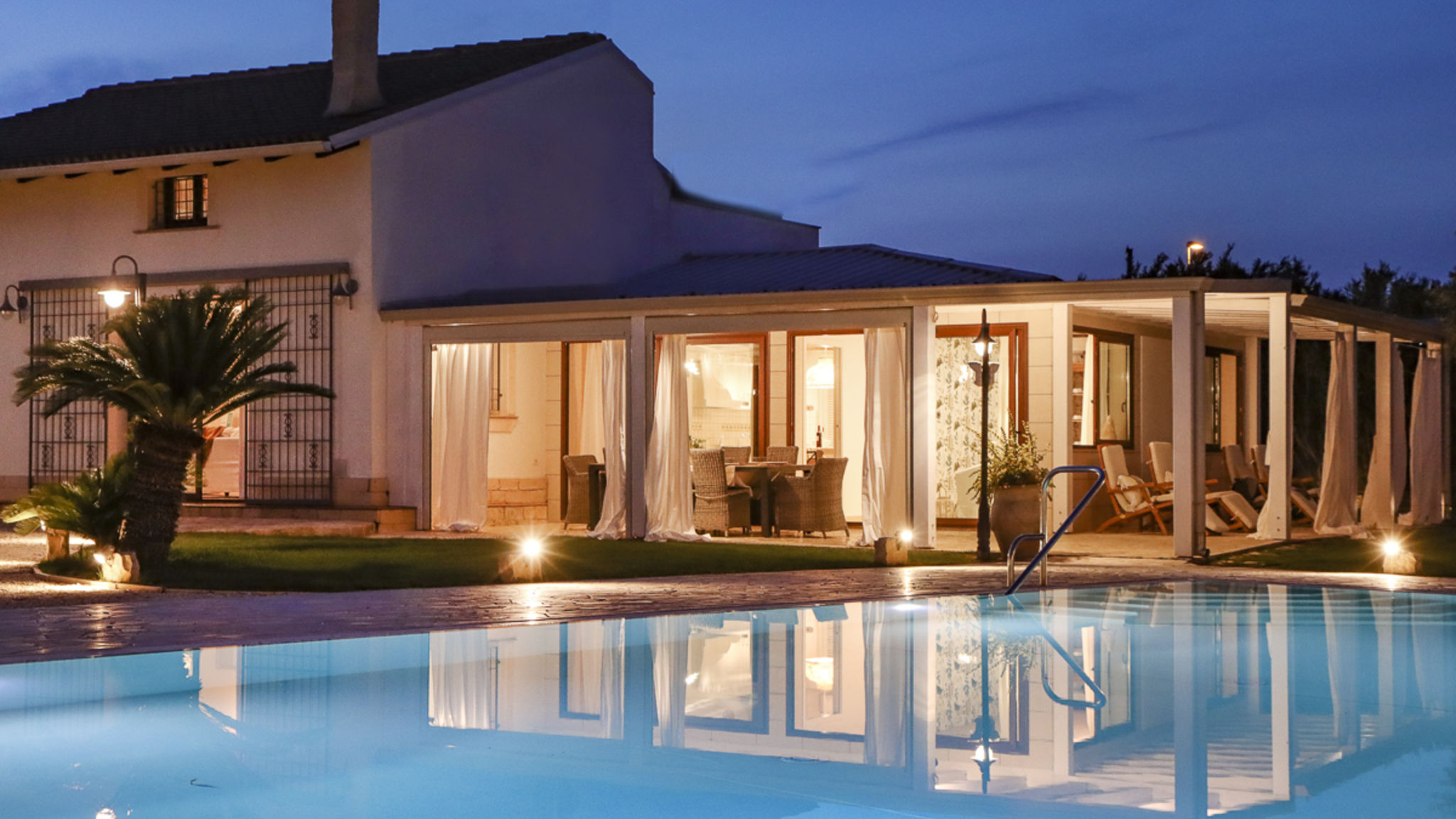 SicilyMyHome Ispica Villa Erika piscina privata 