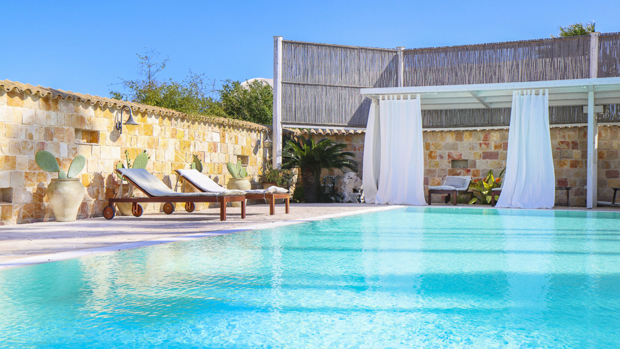 SicilyMyHome Ispica Villa Erika piscina privata 