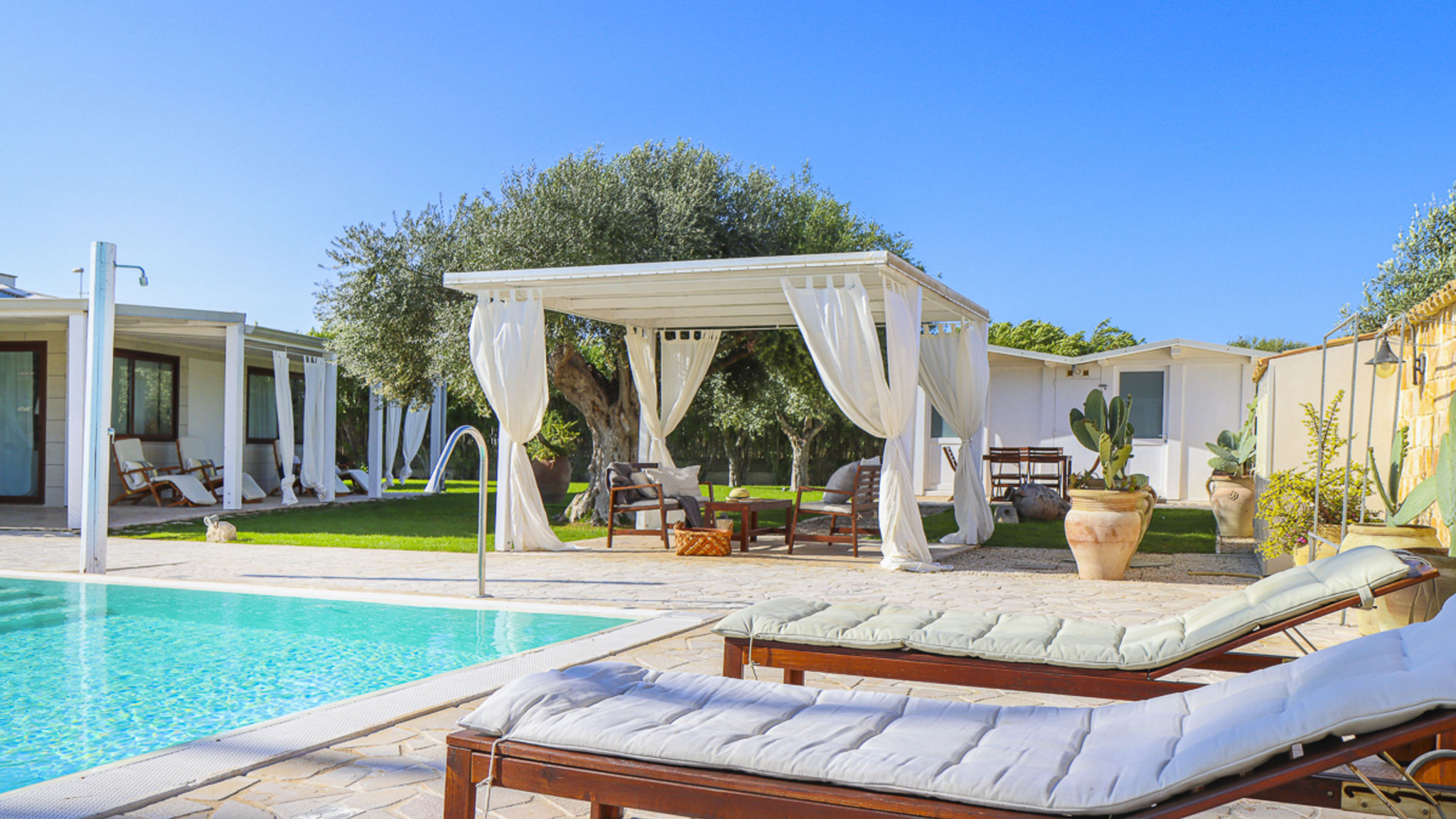 SicilyMyHome Ispica Villa Erika piscina privata 