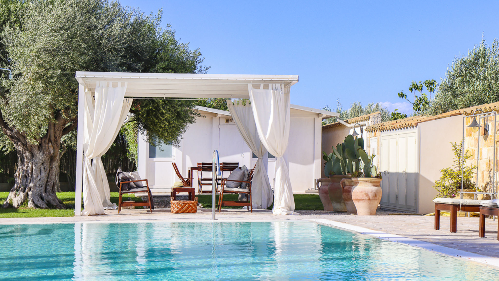 SicilyMyHome Ispica Villa Erika piscina privata 