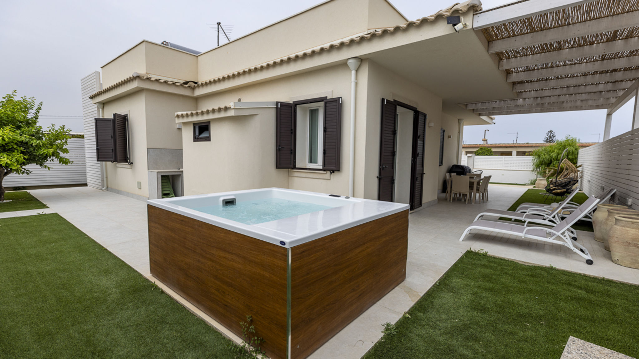 SicilyMyHome Ispica Villa Teresann con Jacuzzi riscaldata 