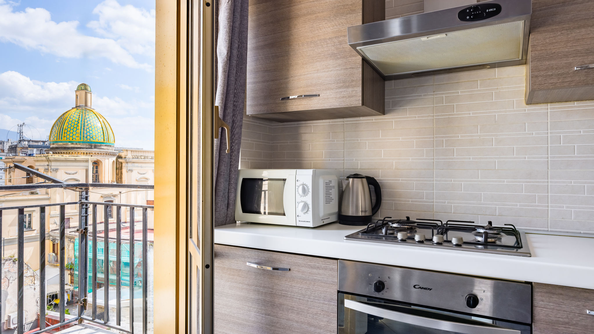 Italianway Napoli Revolutionary Apartment near Duomo Station