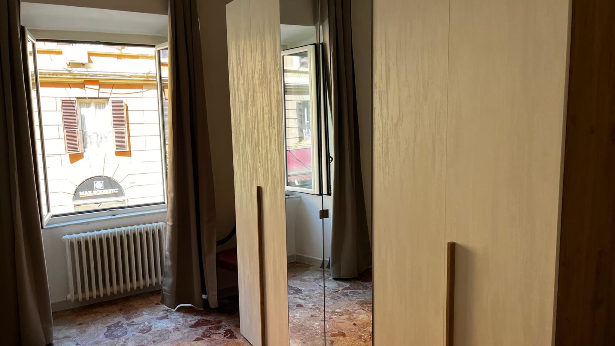 Italianway Roma Stendardi's House