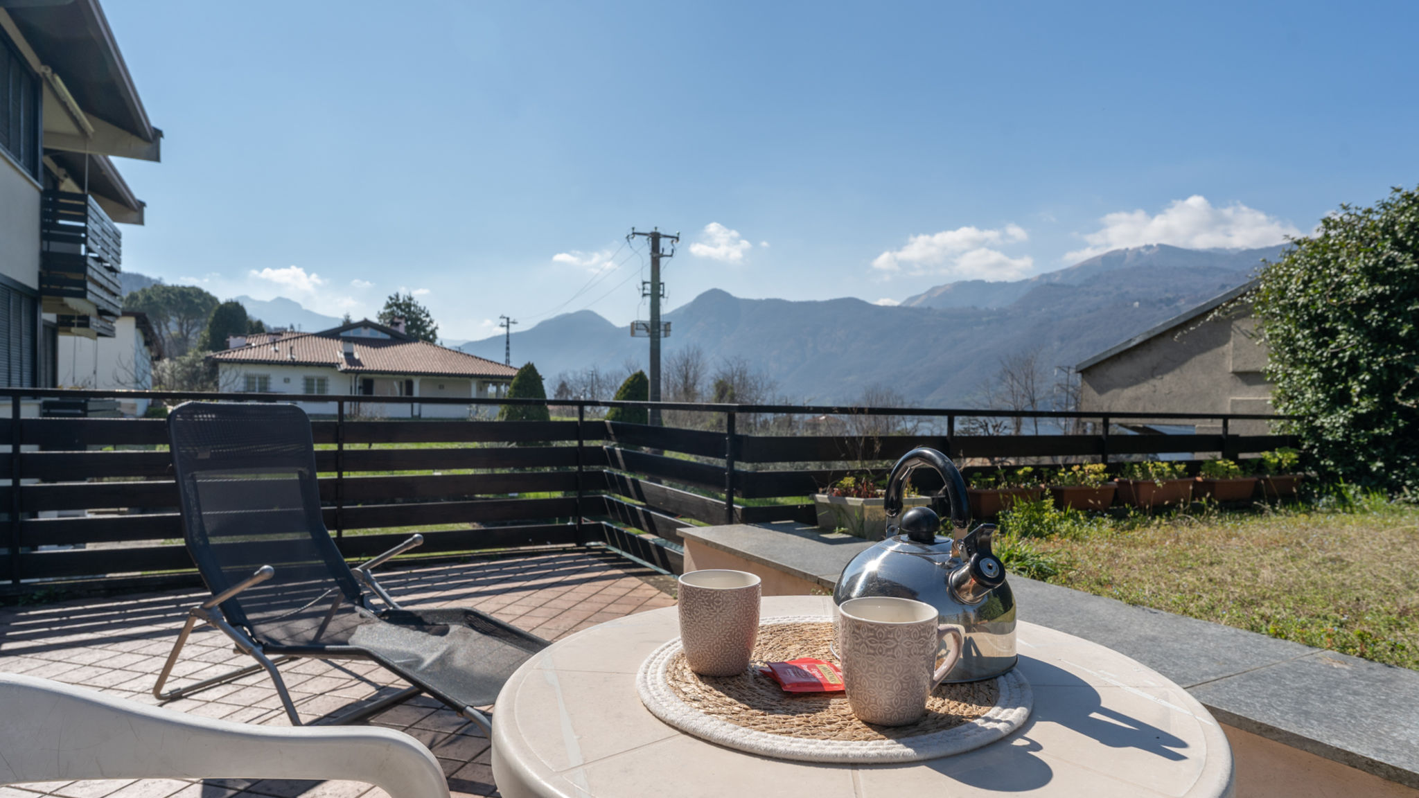 Italianway Lierna SunsetView - Lake Como swimming pool and garden