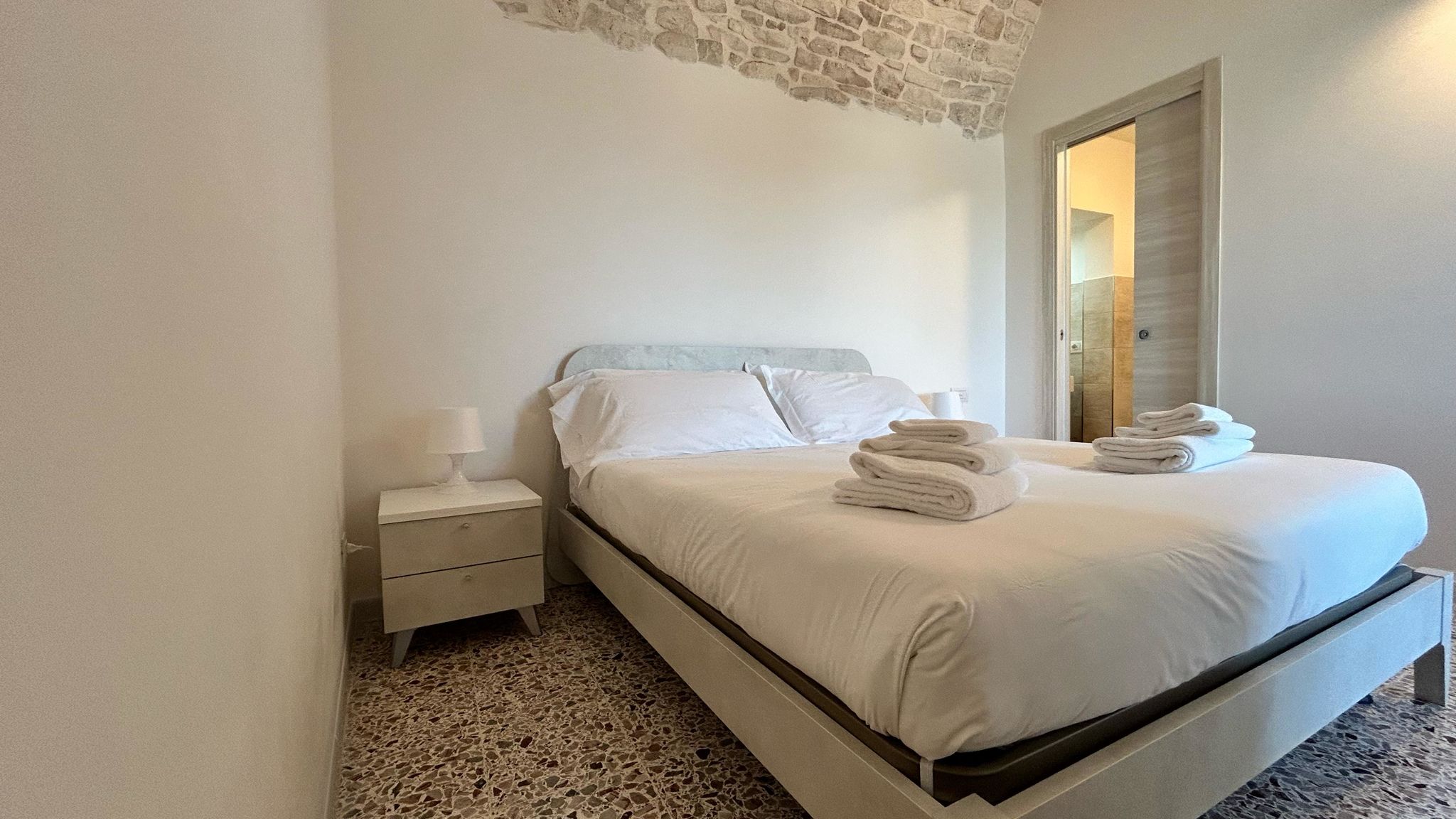 MONHOLIDAY - ospitalità e servizi per il turismo Monopoli Dimora Campanile Galleppa