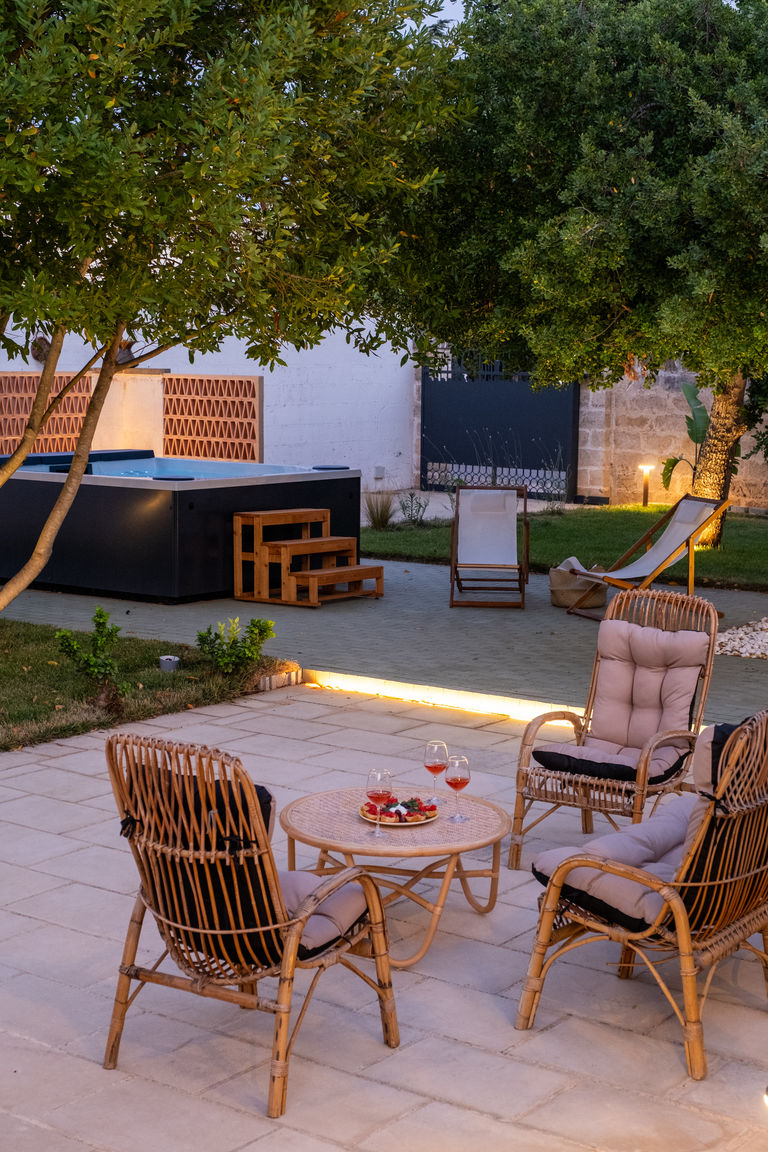 Italianway Nociglia Villa Giulia w/hot tub - Artemisia Homes