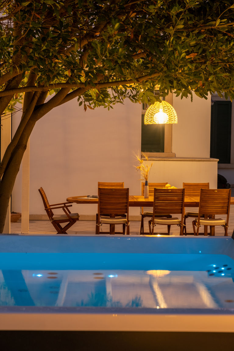 Italianway Nociglia Villa Giulia w/hot tub - Artemisia Homes