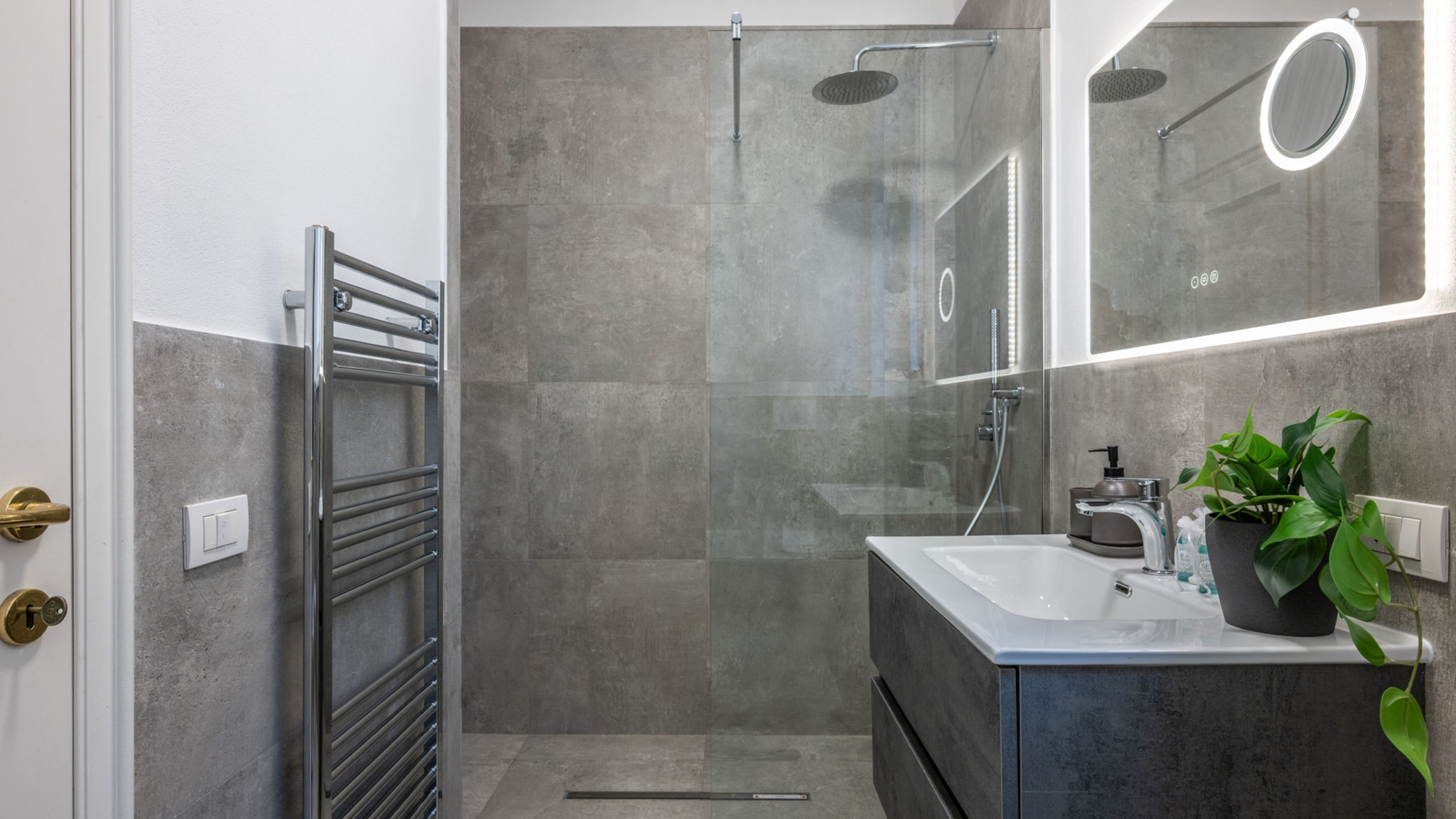 Italianway Livorno Velvet Stay | Ravizza 41 by Pleiades Home