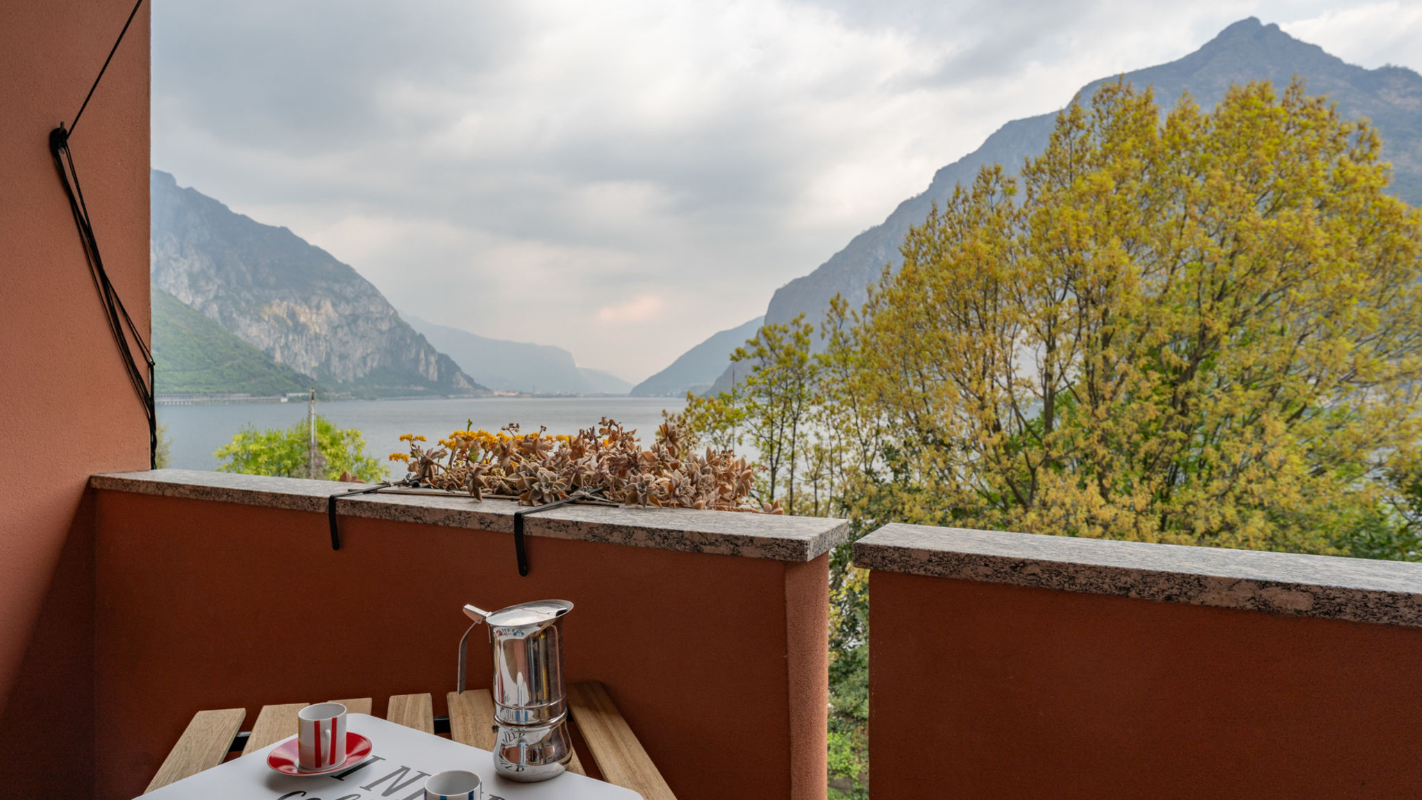 Italianway Abbadia Lariana La finestra sul lago