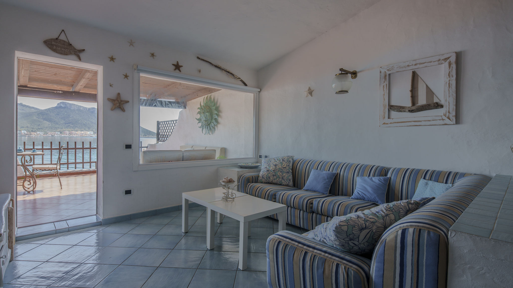 Italianway Golfo Aranci Uno sguardo sul mare