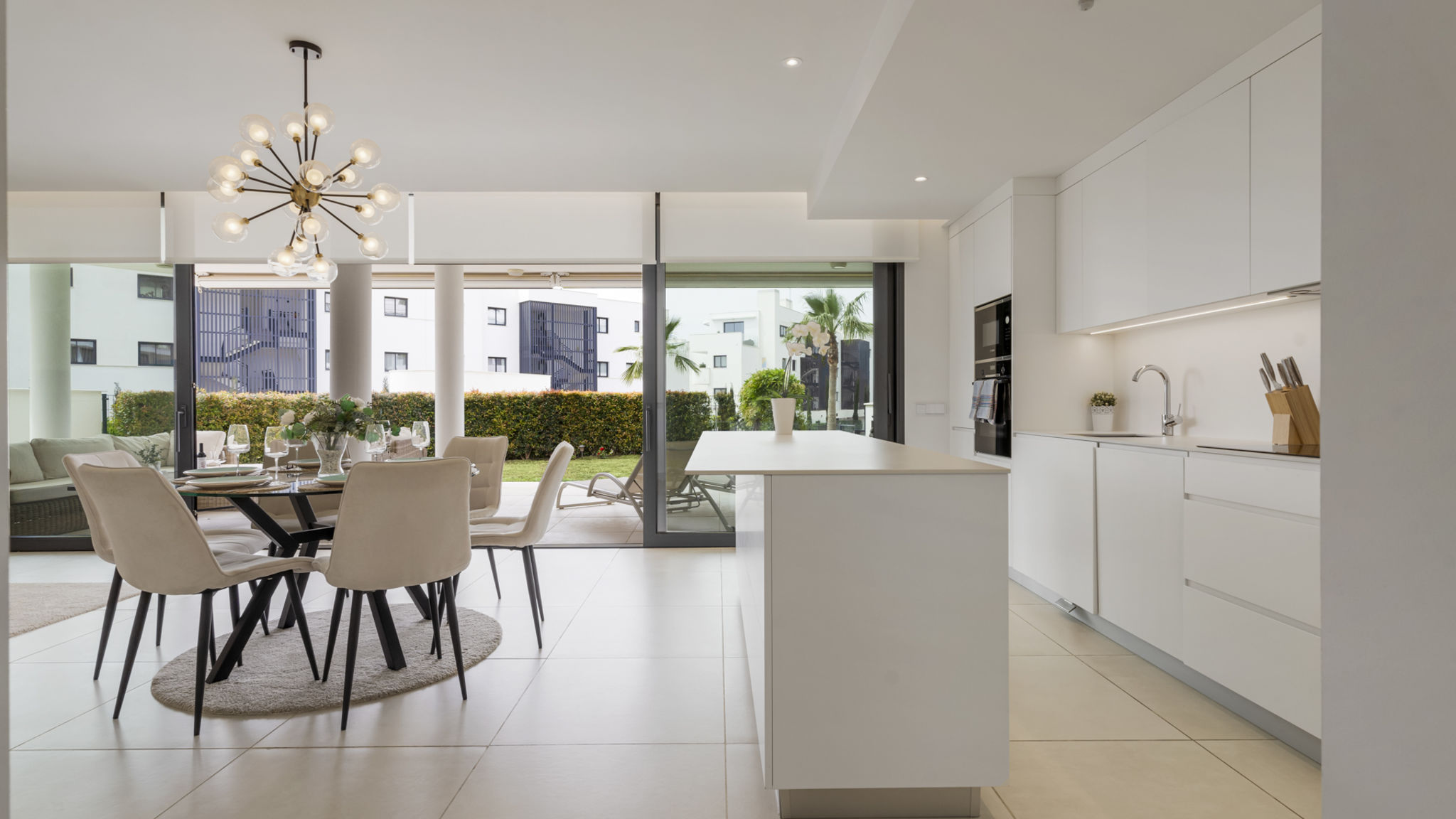 White modern retreat in Fuengirola - Ref 48