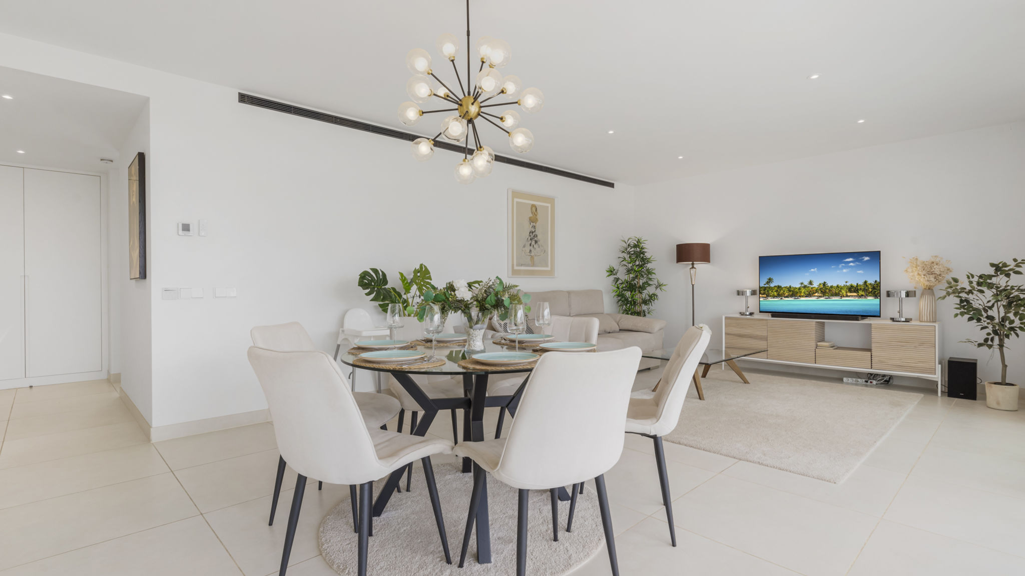 White modern retreat in Fuengirola - Ref 48