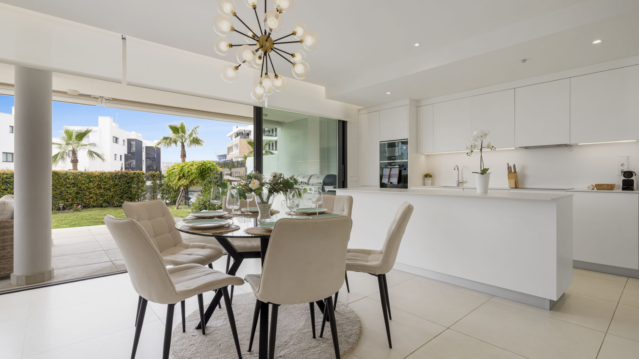 White modern retreat in Fuengirola - Ref 48