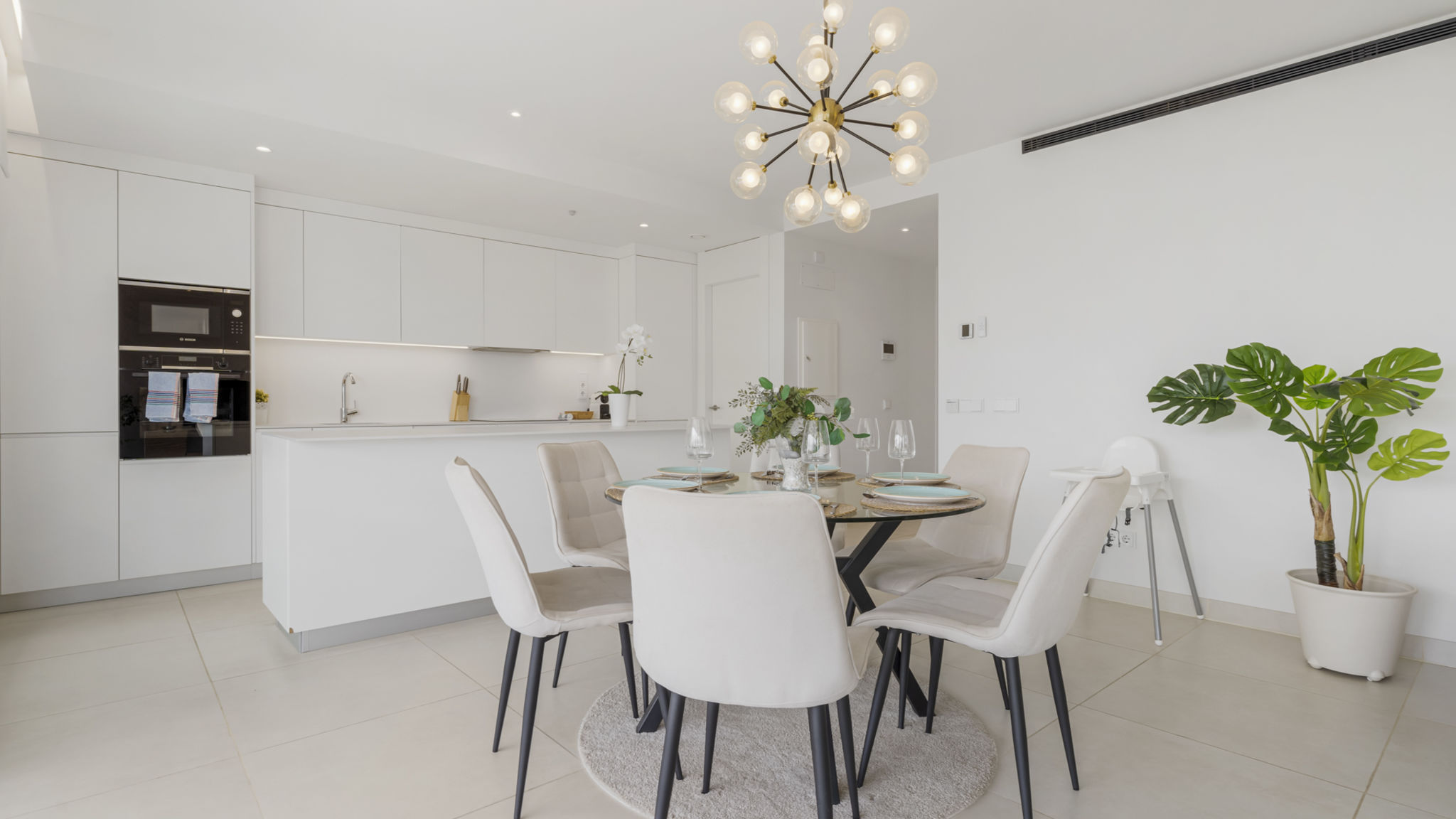 White modern retreat in Fuengirola - Ref 48