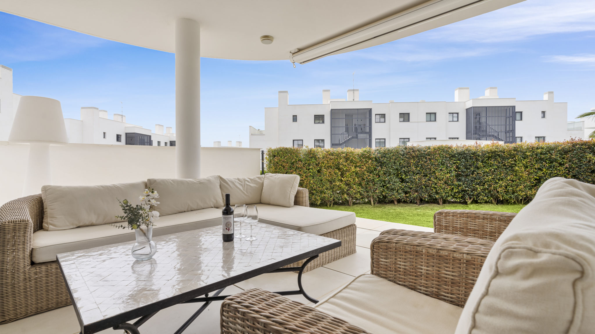 White modern retreat in Fuengirola - Ref 48