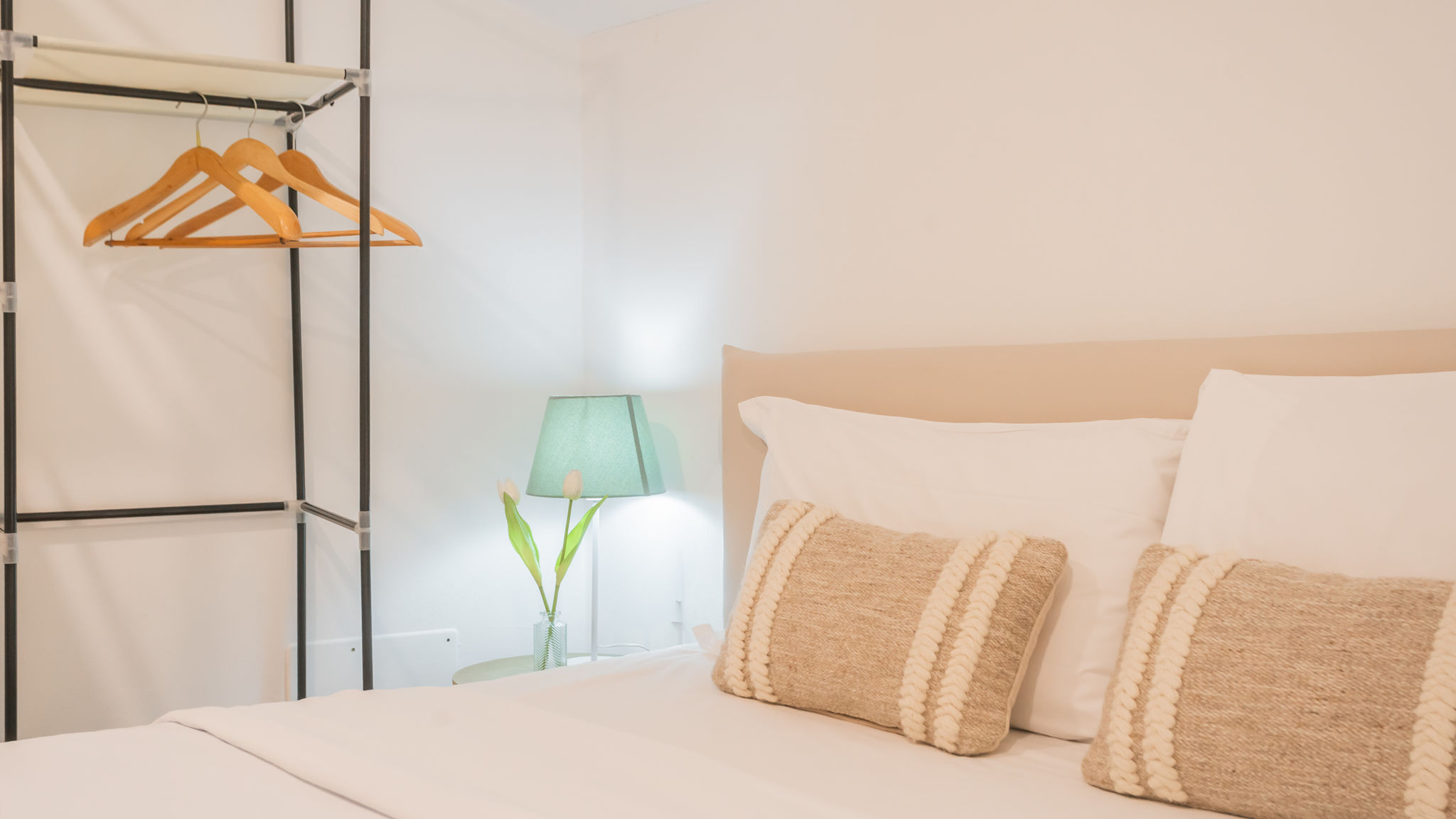 Italianway Como Casa Dani in city centre with Parking