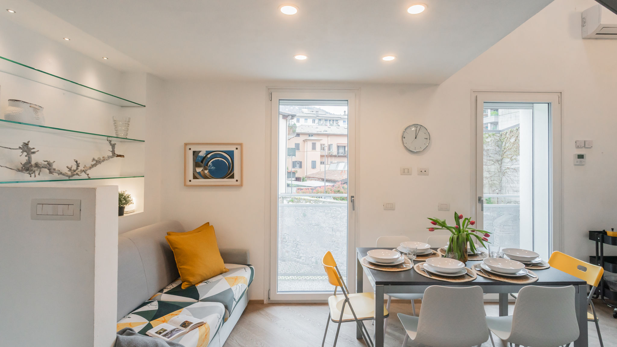 Italianway Como Casa Dani in city centre with Parking