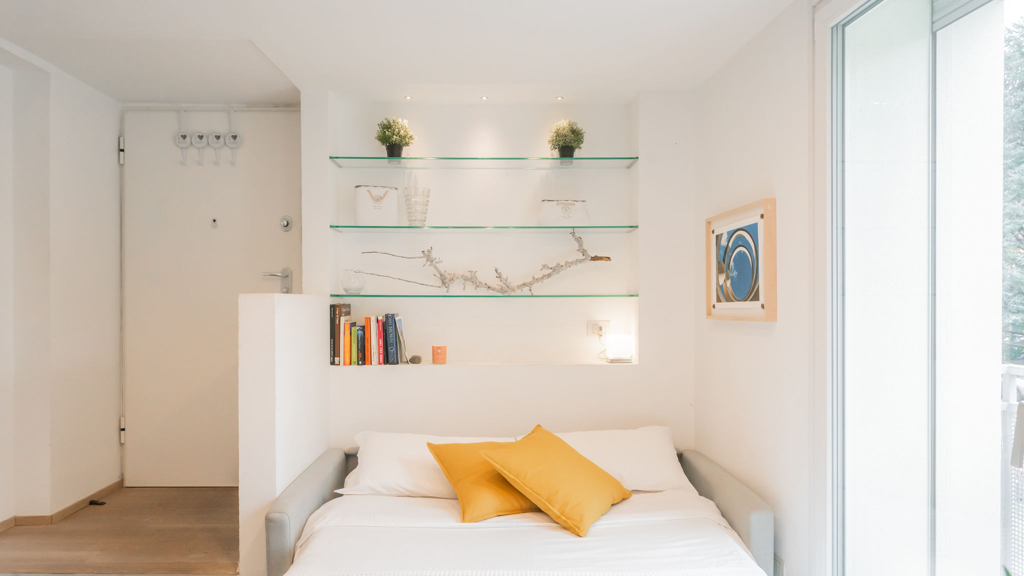 Italianway Como Casa Dani in city centre with Parking