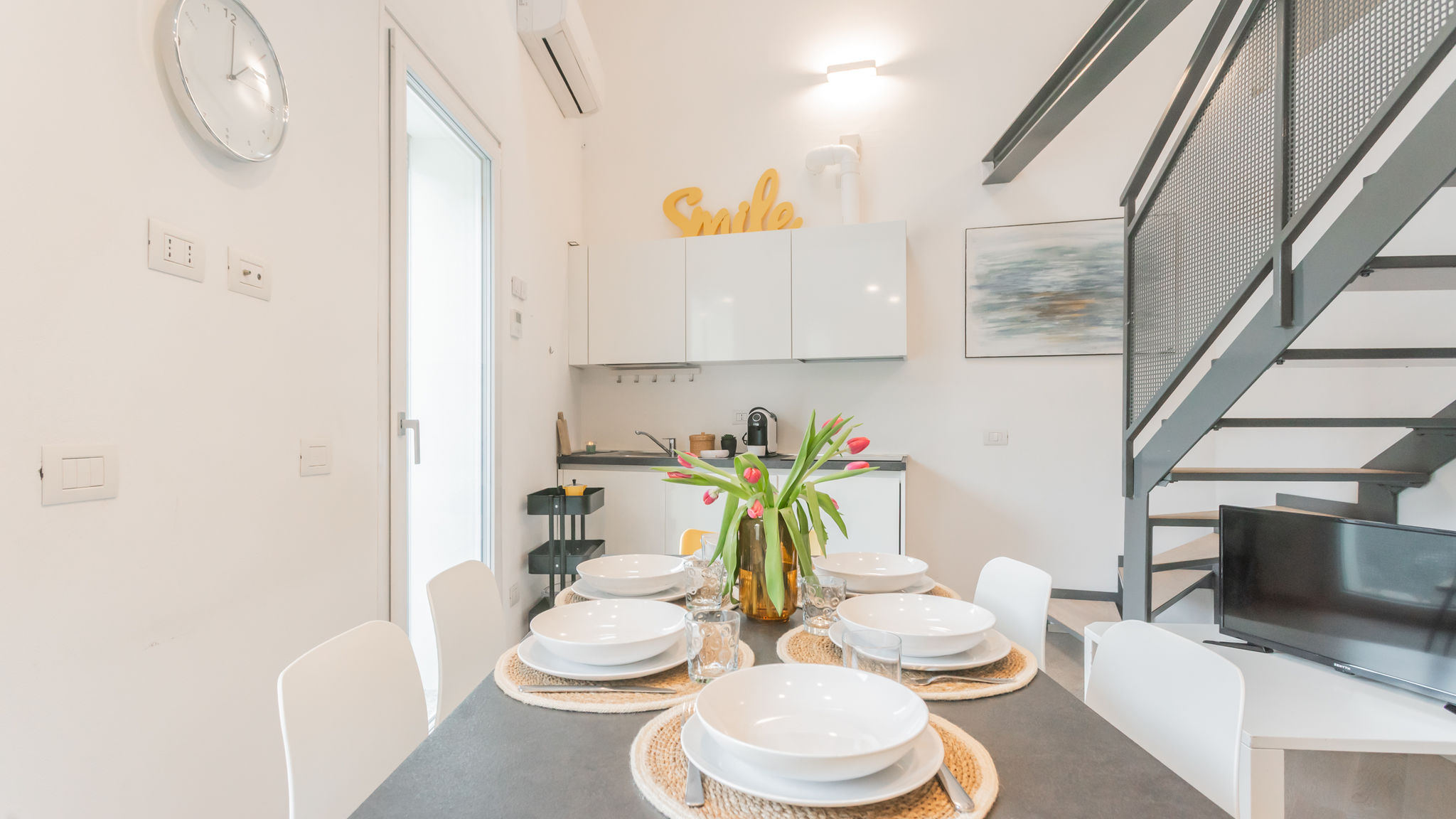 Italianway Como Casa Dani in city centre with Parking