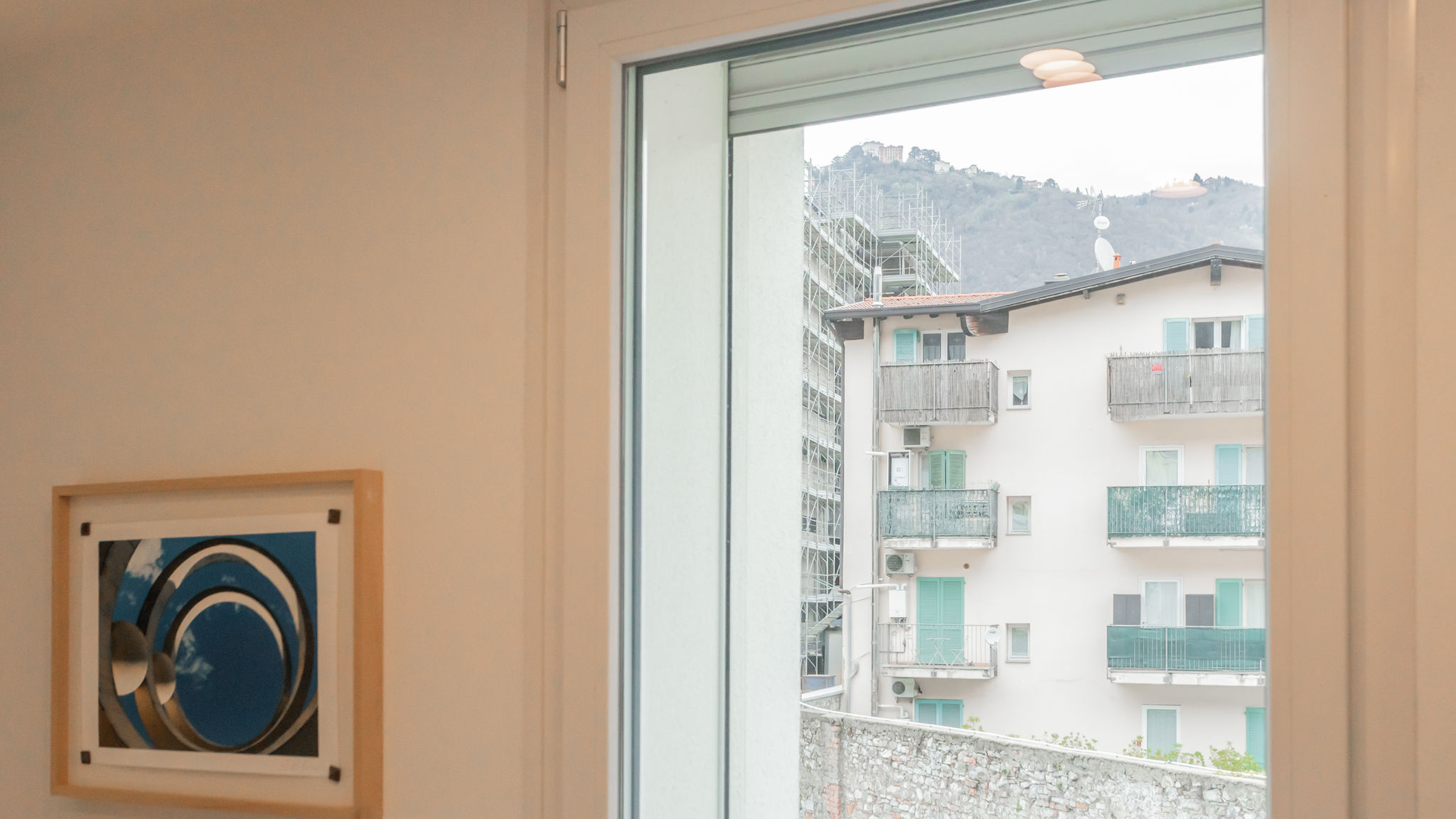 Italianway Como Casa Dani in city centre with Parking