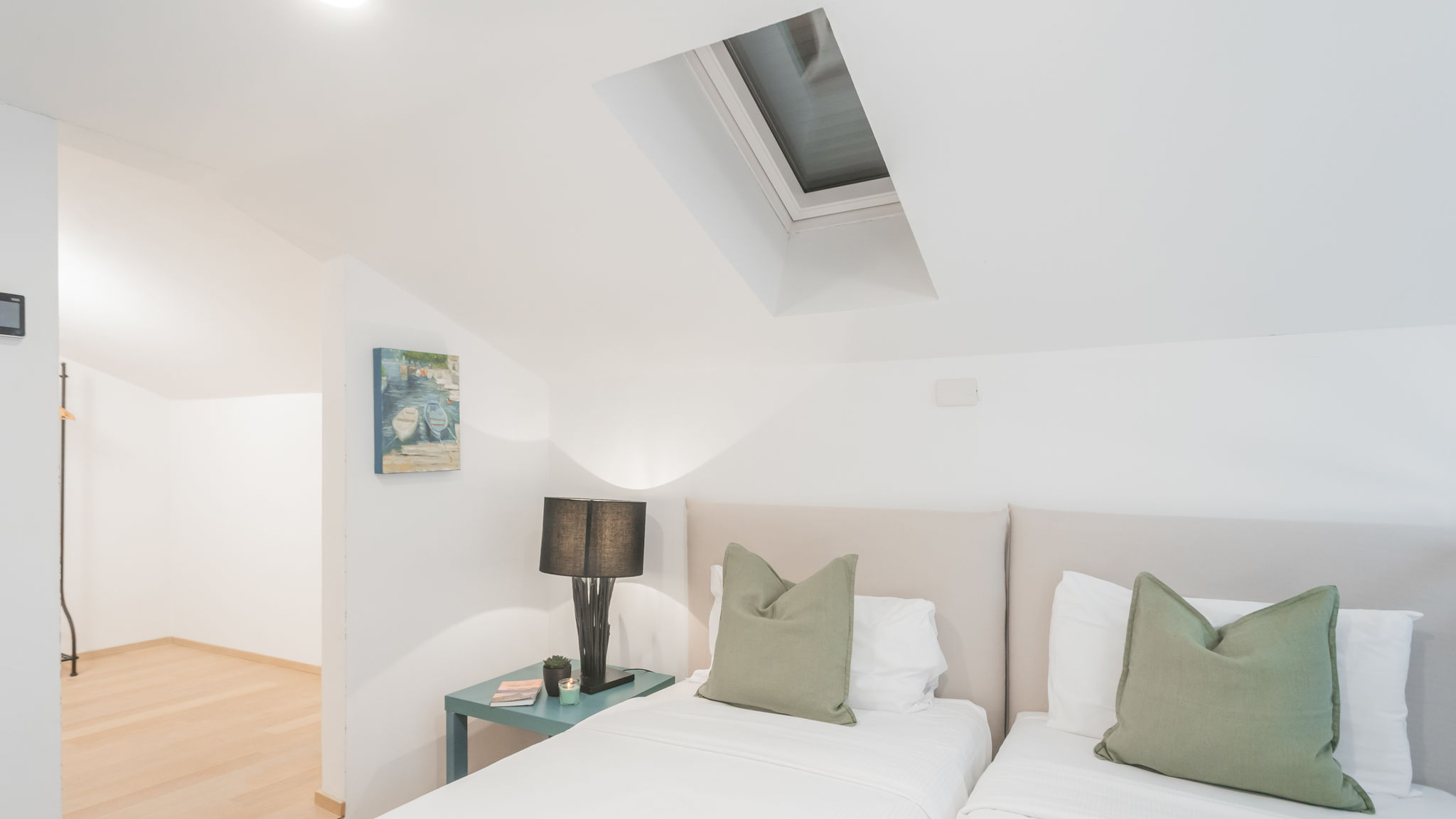 Italianway Como Casa Dani in city centre with Parking