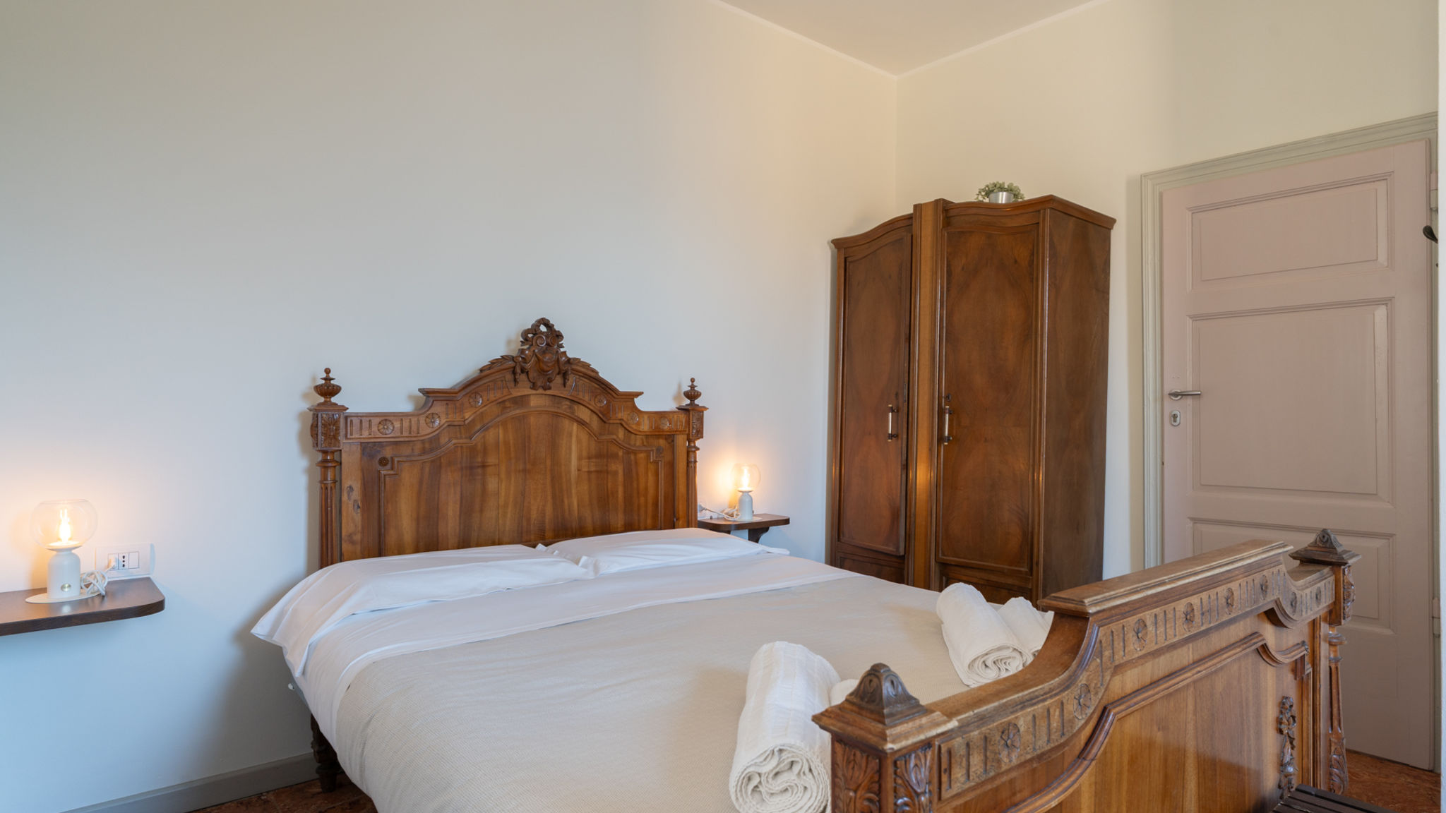 Italianway Varenna Guesthouse Chiave di Volta - (Germano room)