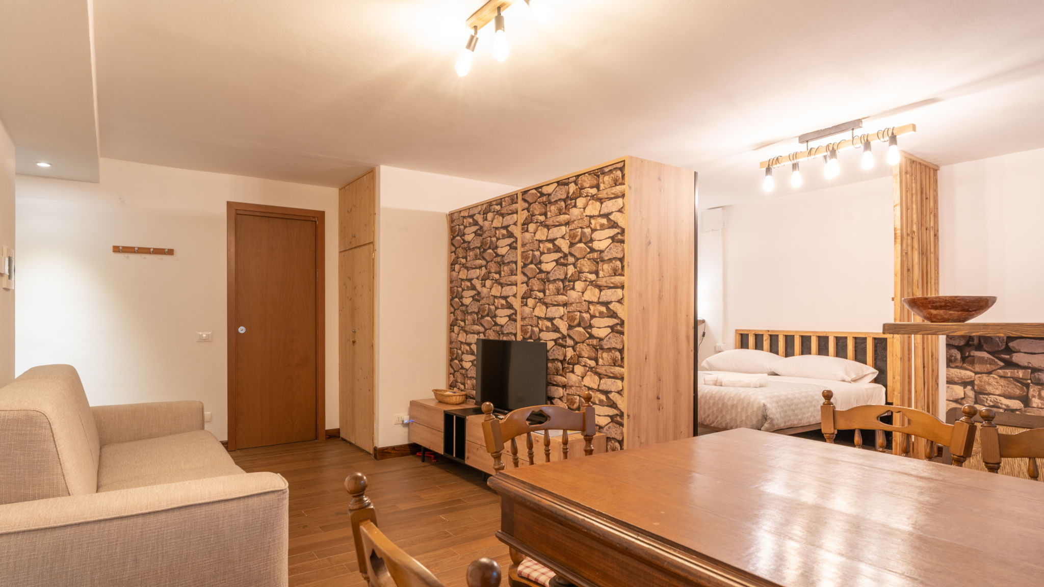 Italianway Cremeno Ampio monolocale con bagno turco