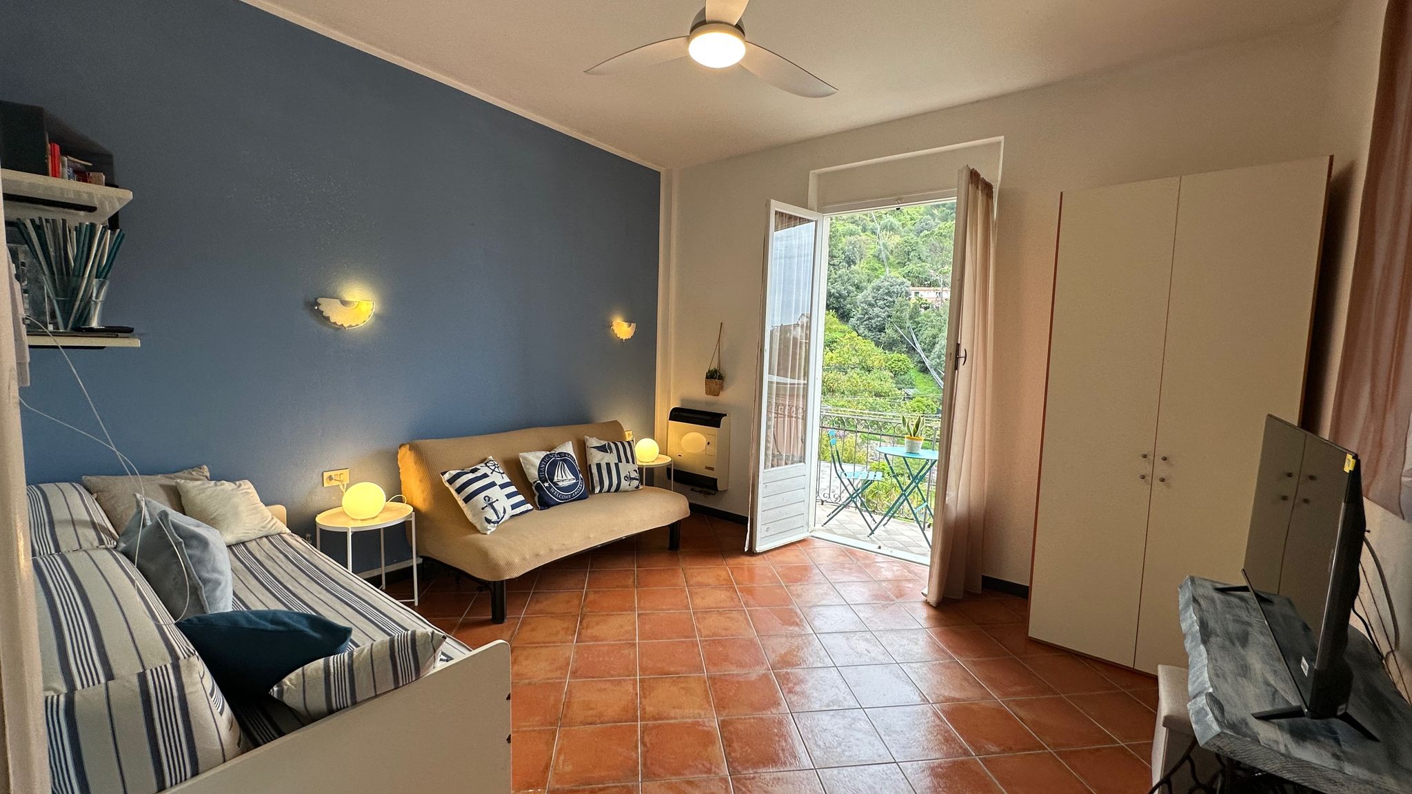 Italianway Monterosso al Mare Chiaraluce Monte Cosy Apt near best beaches