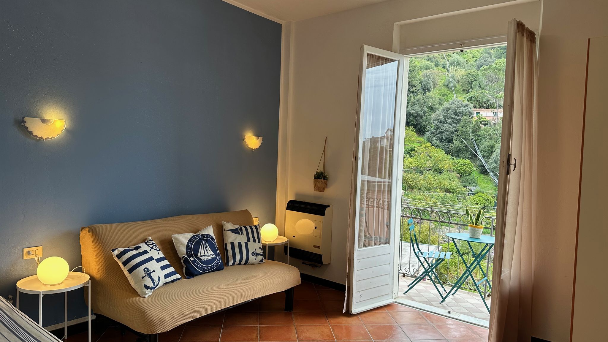 Italianway Monterosso al Mare Chiaraluce Monte Cosy Apt near best beaches