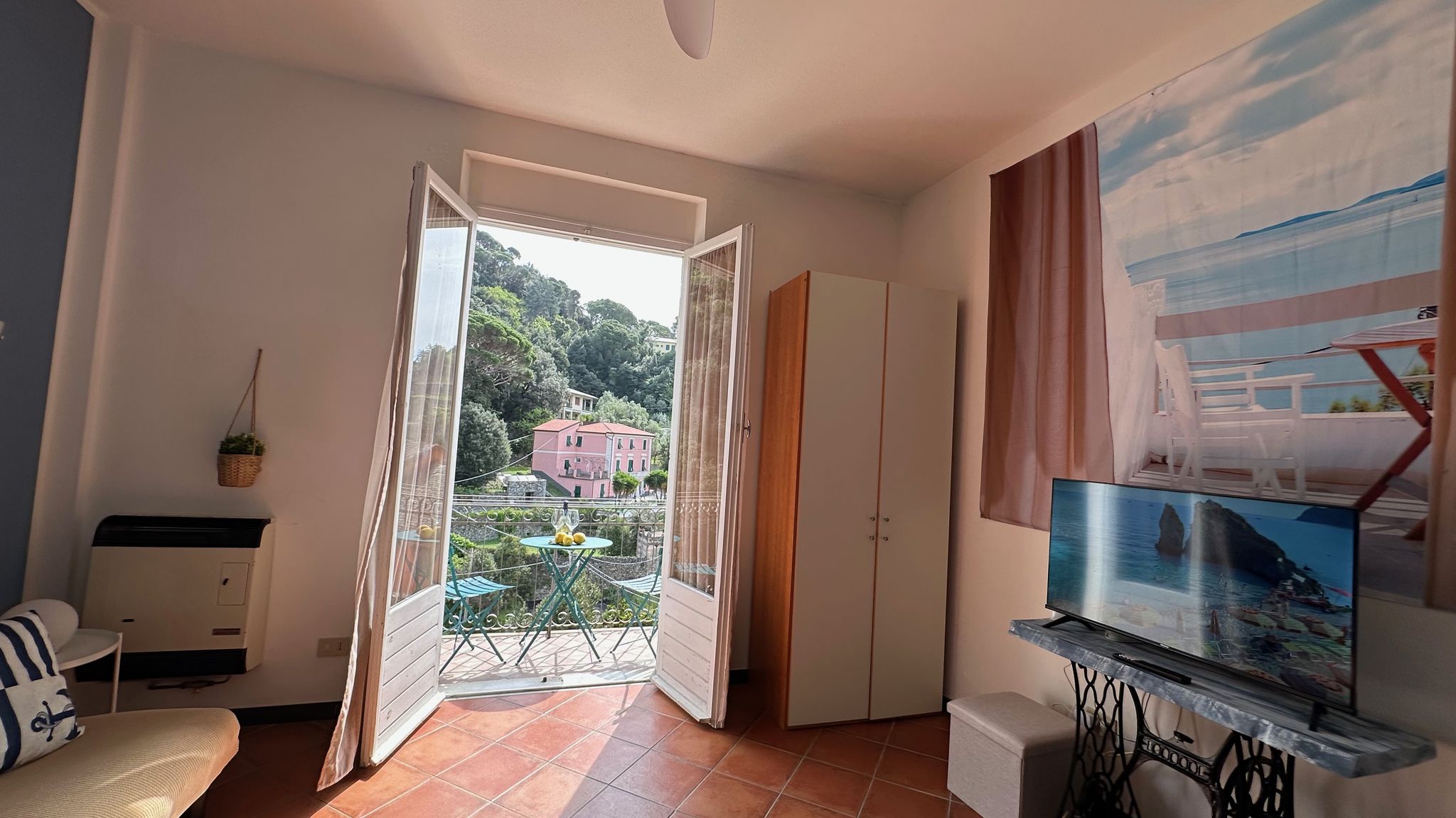 Italianway Monterosso al Mare Chiaraluce Monte Cosy Apt near best beaches