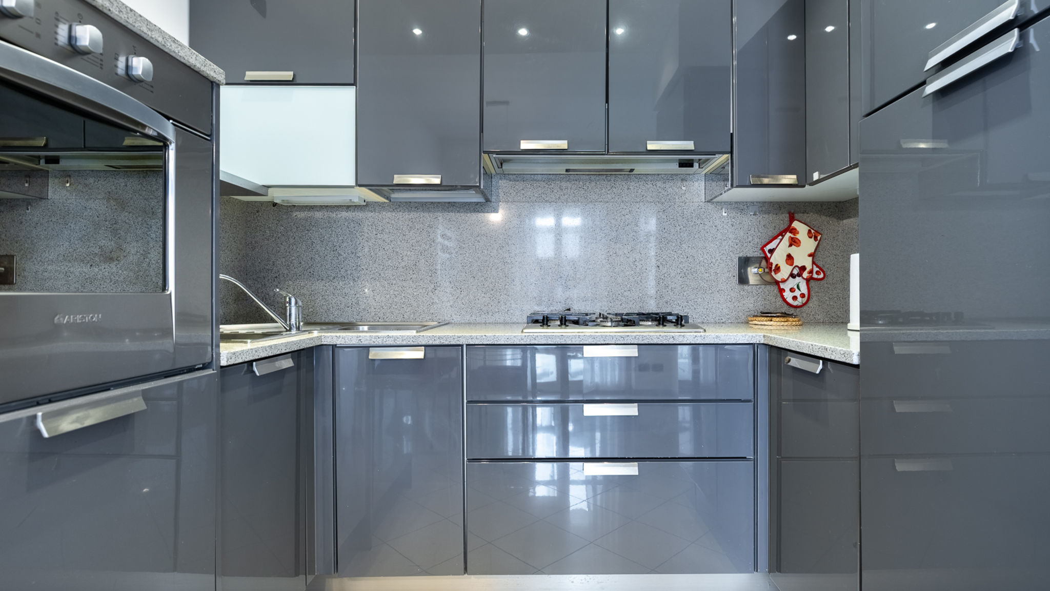 Italianway Alba Luce Apartment with free parking
