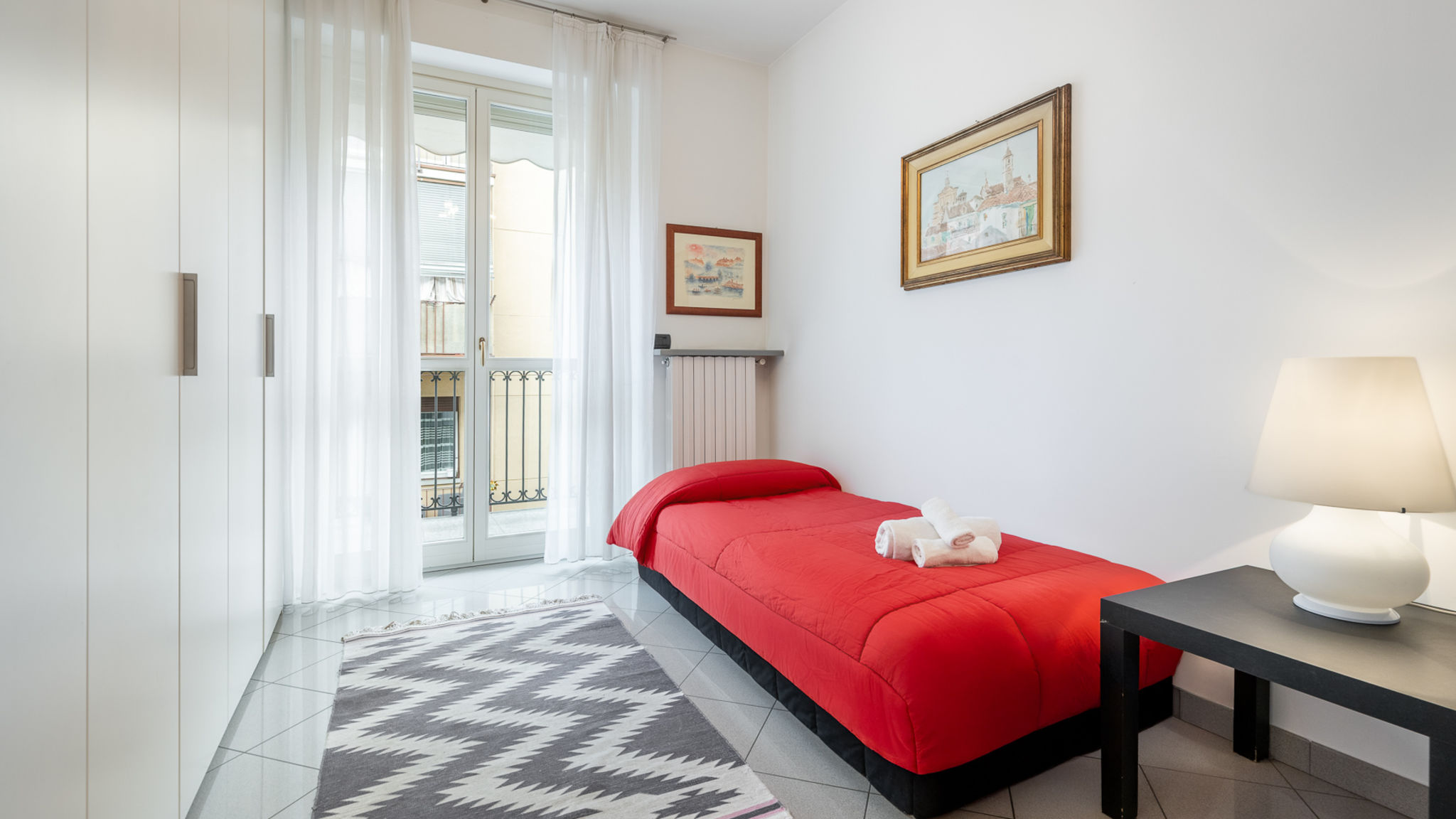 Italianway Alba Luce Apartment with free parking