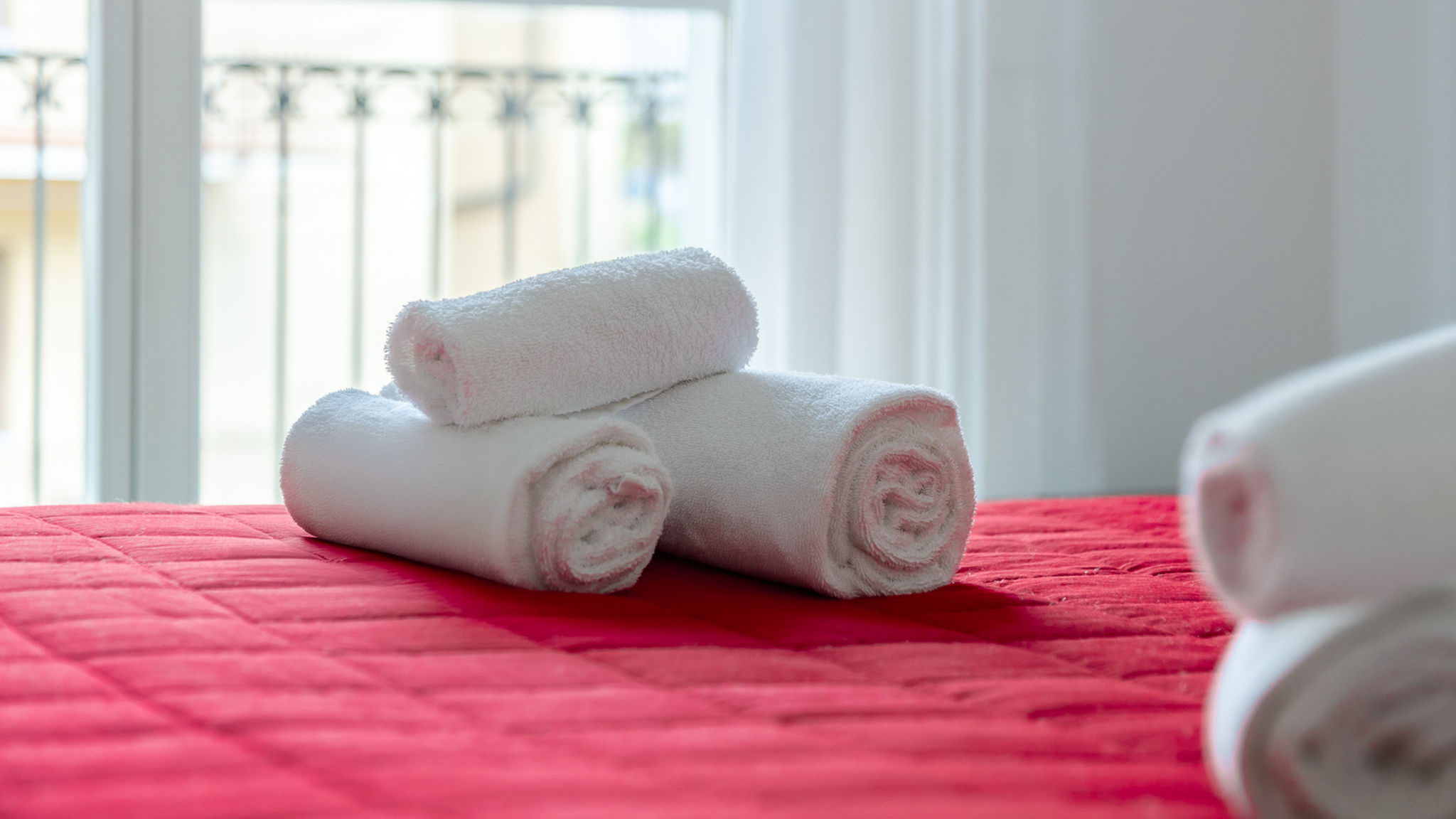 Italianway Alba Luce Apartment with free parking