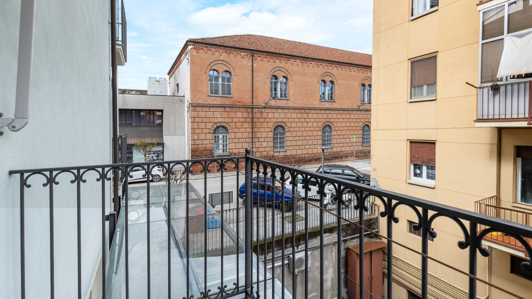 Italianway Alba Luce Apartment with free parking