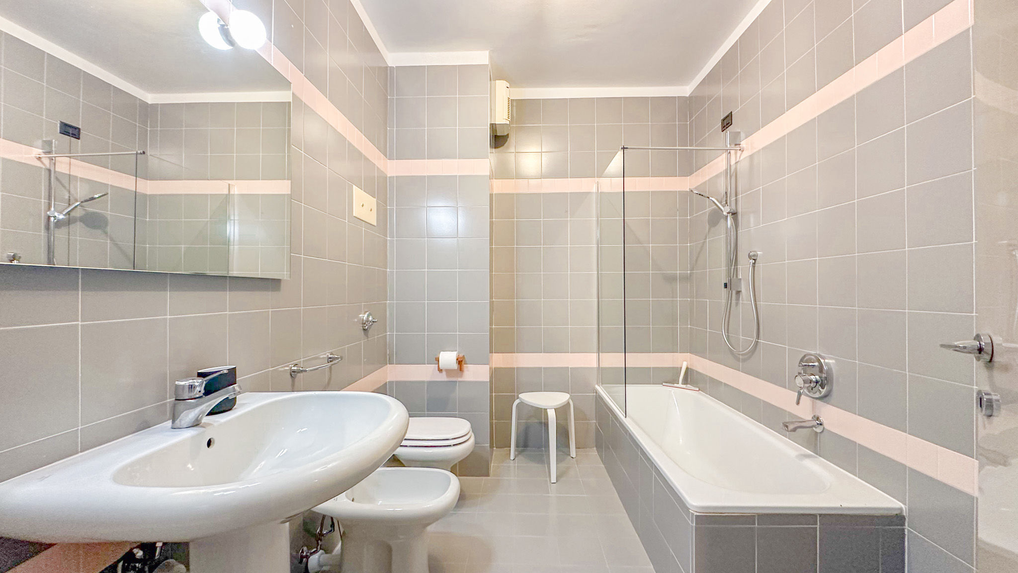 Italianway Lecco Aspromonte Lakeside Suite - Lecco Garden Retreat