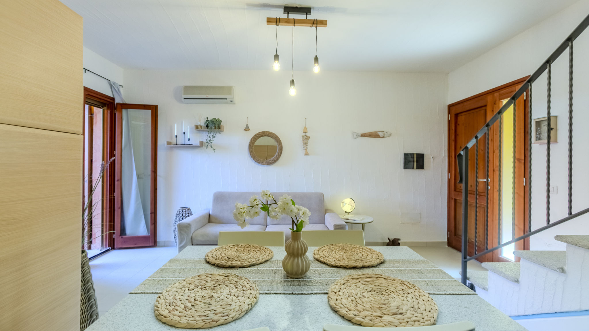 Italianway Sant'Anna Arresi Villa Emerald, private compound swimming pool