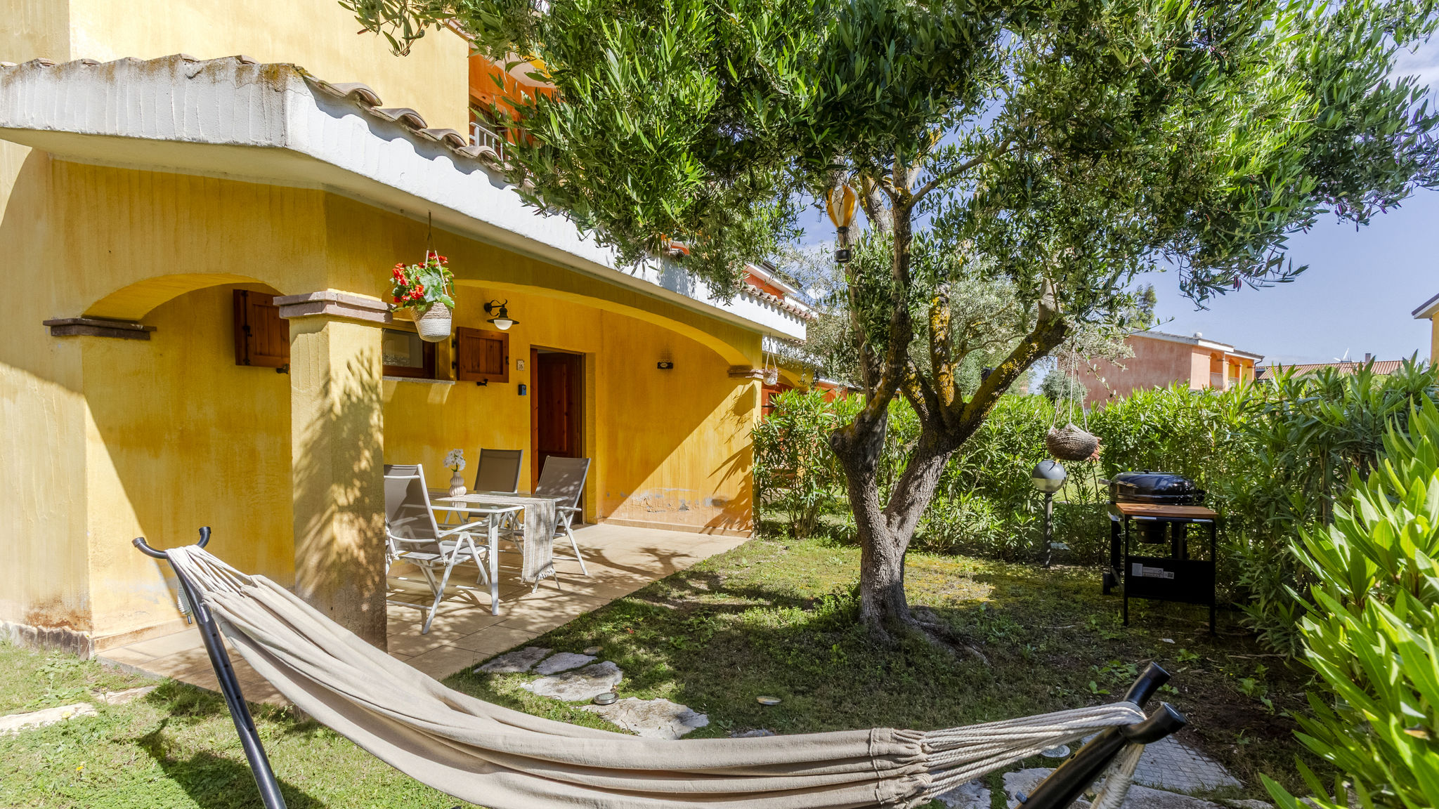 Italianway Sant'Anna Arresi Villa Emerald, private compound swimming pool