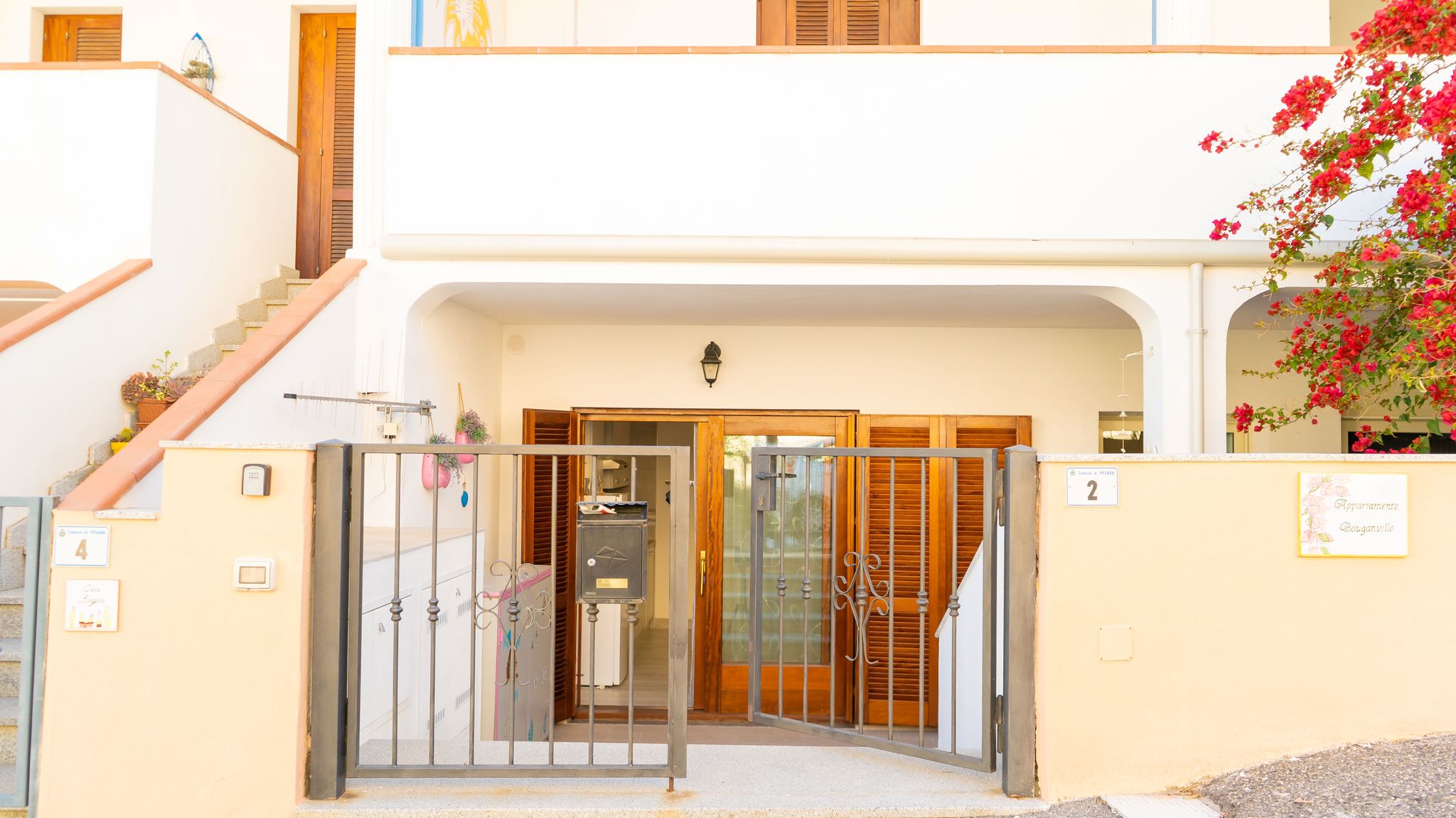 Italianway Posada Bouganville