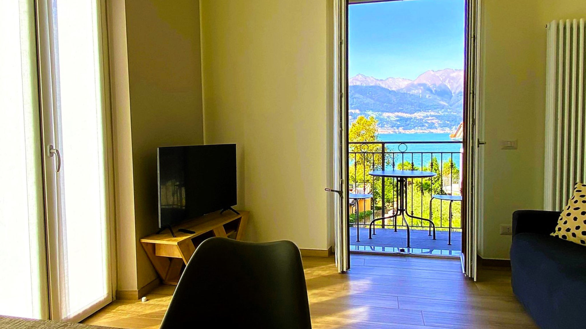 Italianway Dervio Casa Bianca 2, Vista unica sul lago di Como