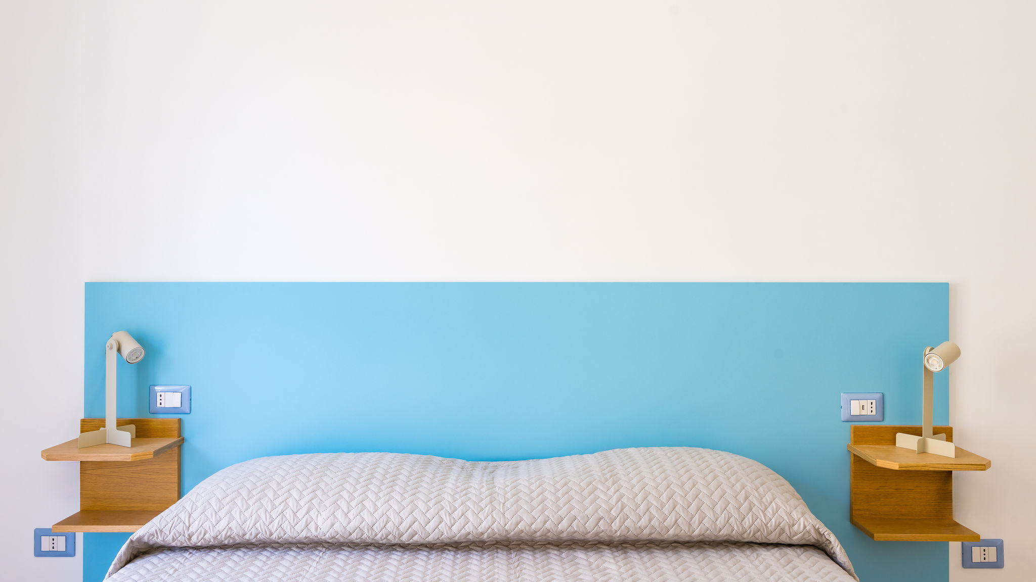 Napoliapartments.it (per Apt commercializzati) Napoli Brombeis Double Bedroom Center by NapoliApartments
