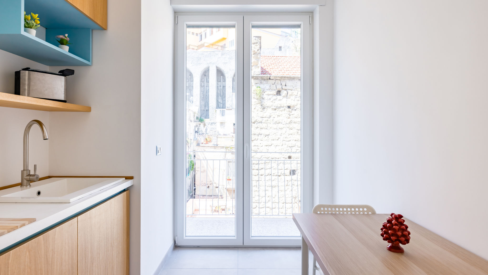 Napoliapartments.it (per Apt commercializzati) Napoli Brombeis Double Bedroom Center by NapoliApartments