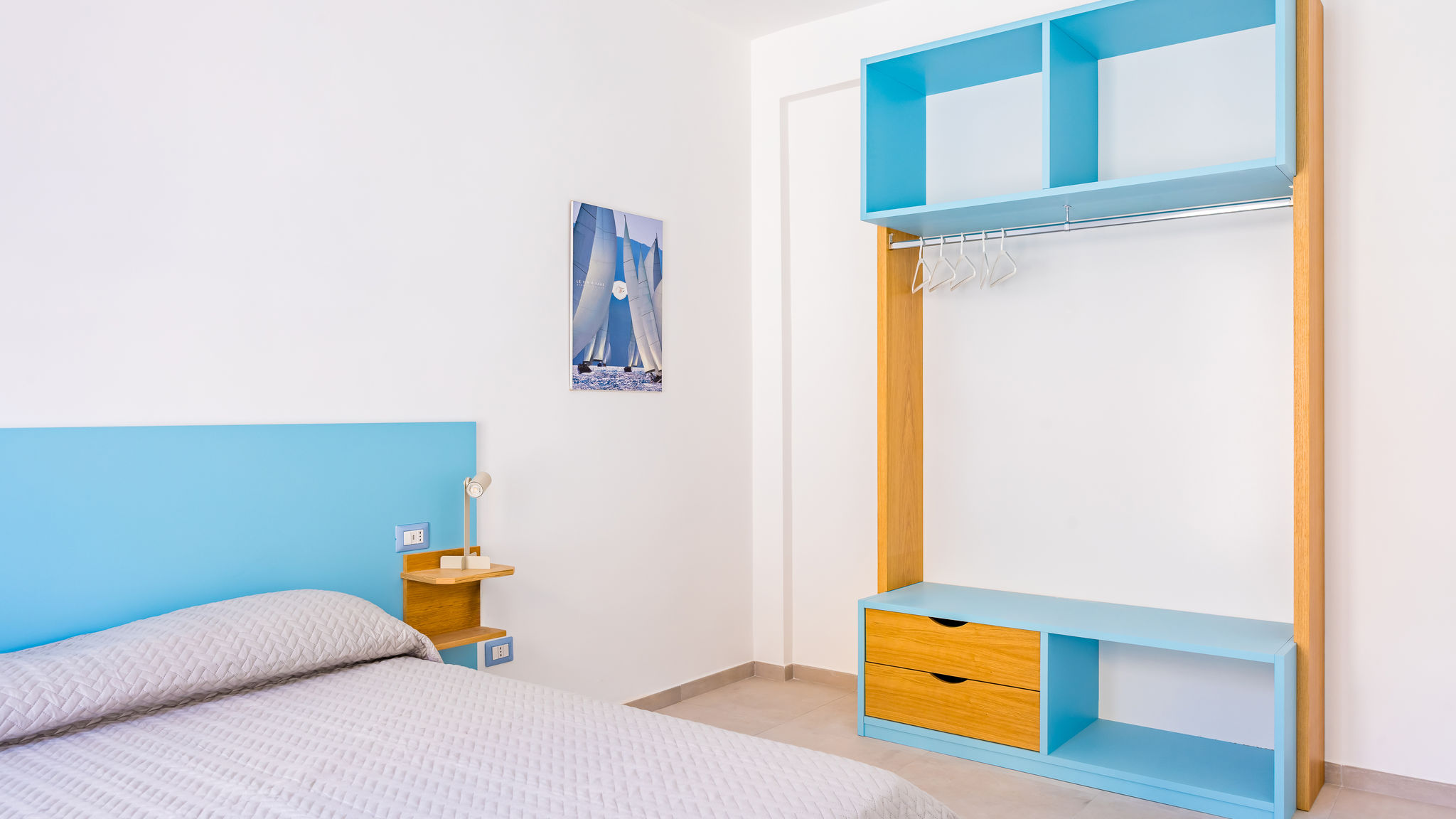 Napoliapartments.it (per Apt commercializzati) Napoli Brombeis Double Bedroom Center by NapoliApartments
