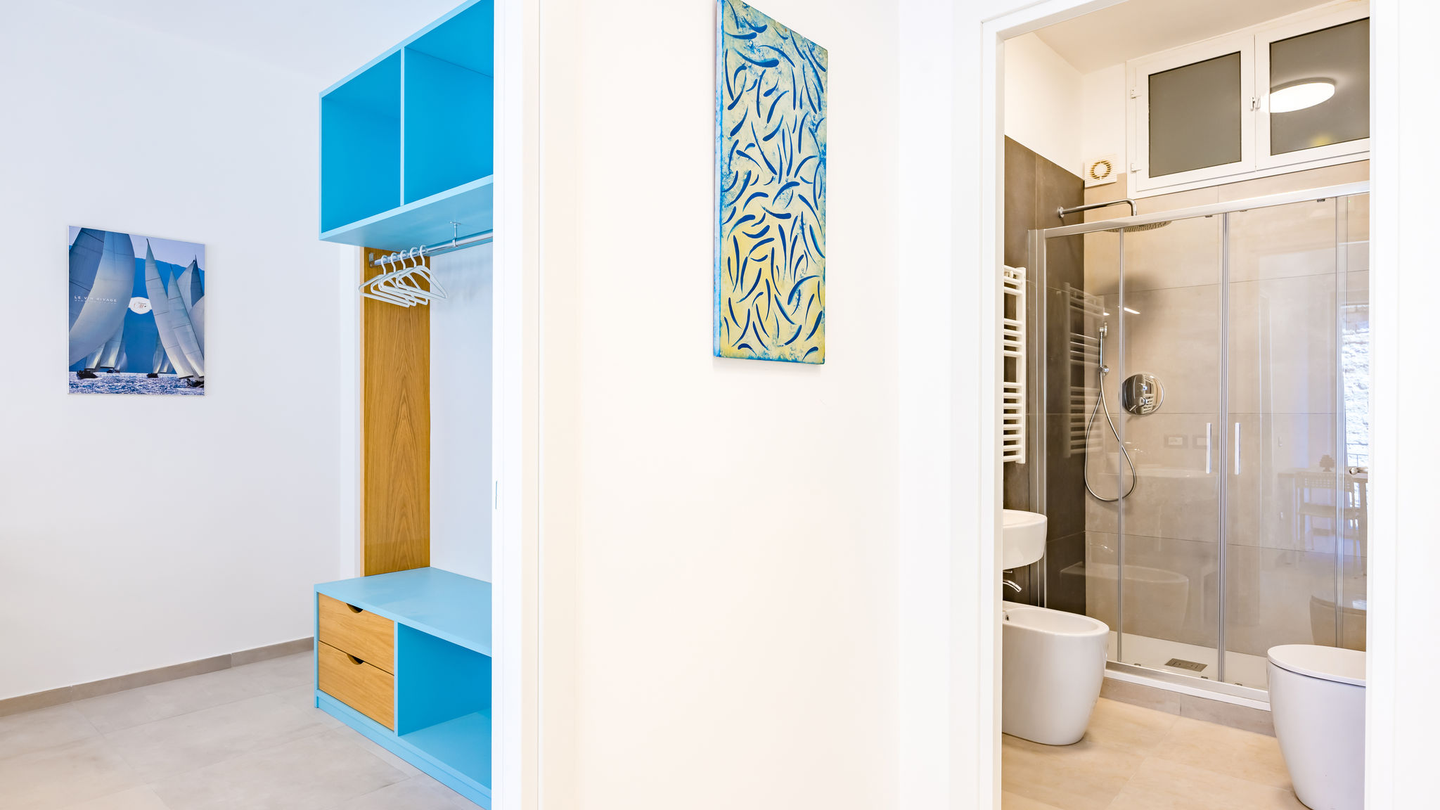 Napoliapartments.it (per Apt commercializzati) Napoli Brombeis Double Bedroom Center by NapoliApartments