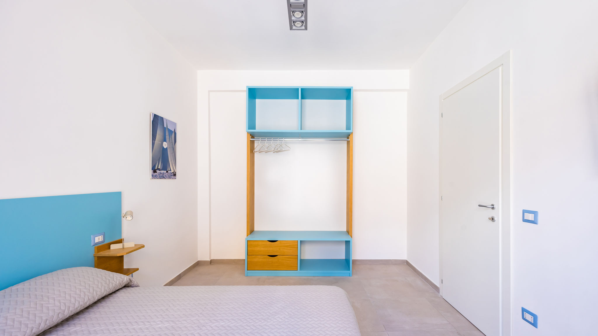 Napoliapartments.it (per Apt commercializzati) Napoli Brombeis Double Bedroom Center by NapoliApartments