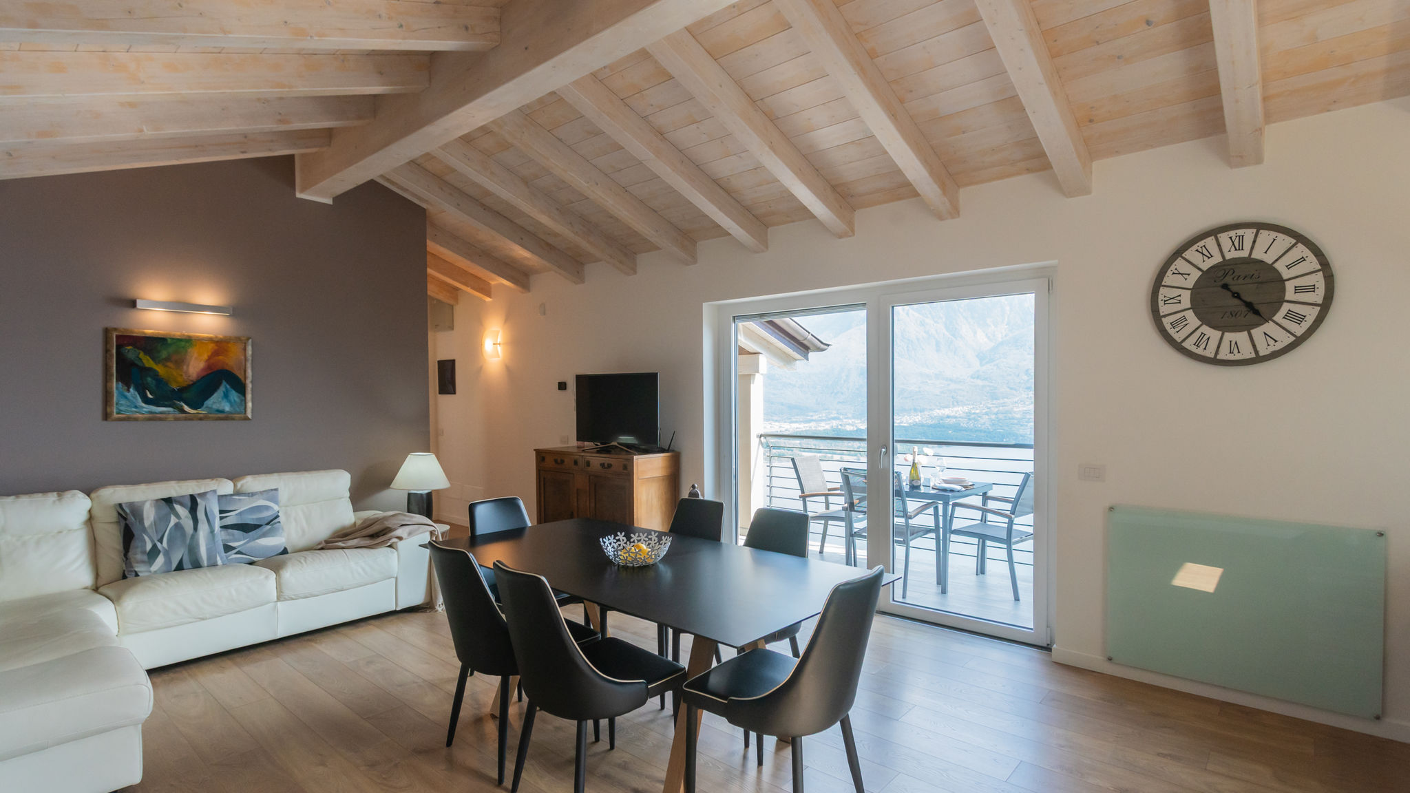 Italianway Trezzone Attico apartment with lakeview