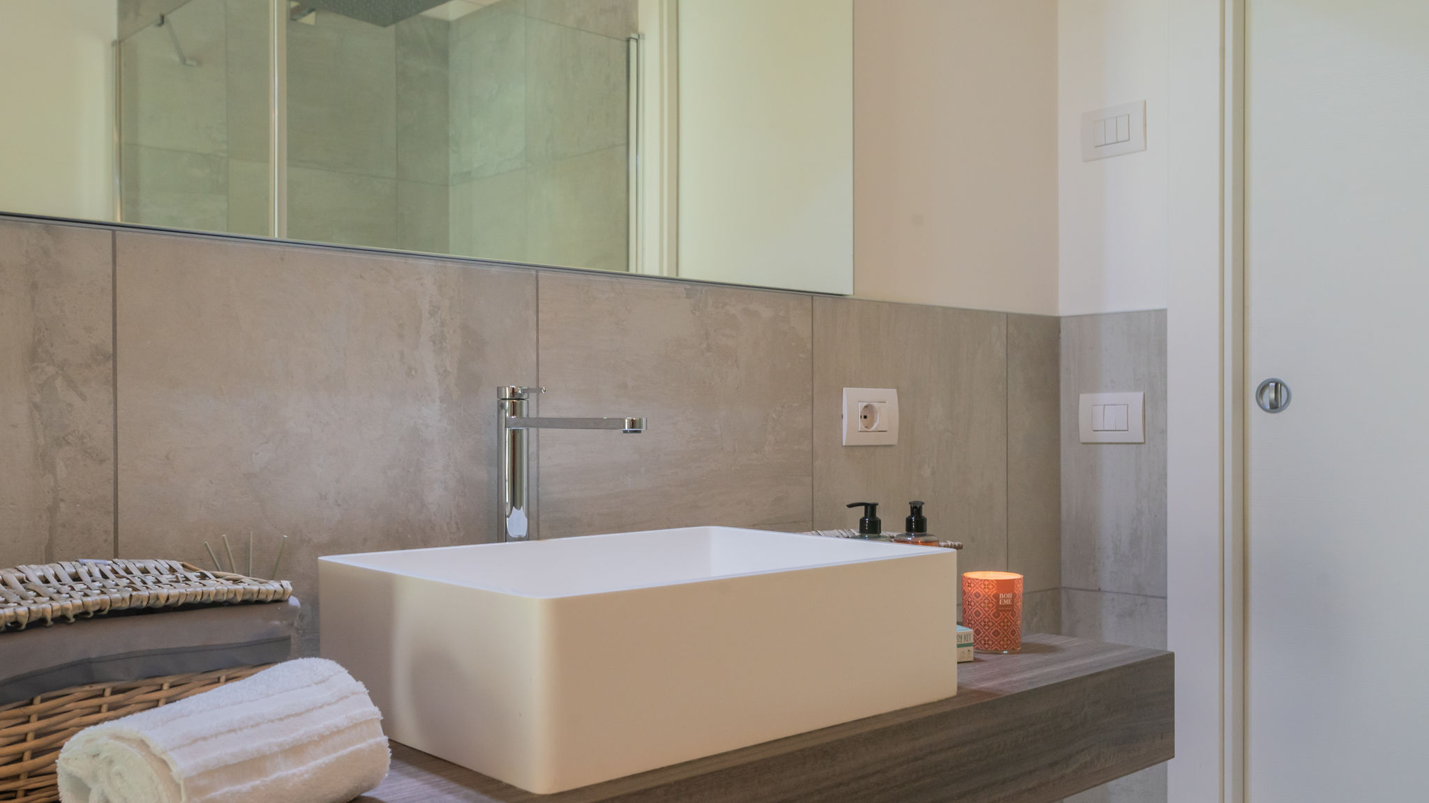 Italianway Trezzone Attico apartment with lakeview