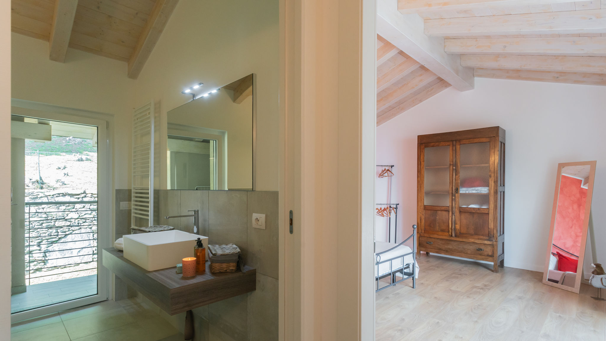 Italianway Trezzone Attico apartment with lakeview