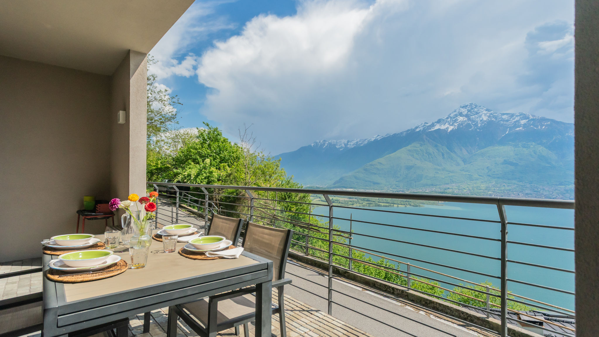 Italianway Trezzone Calle apartment with lakeview